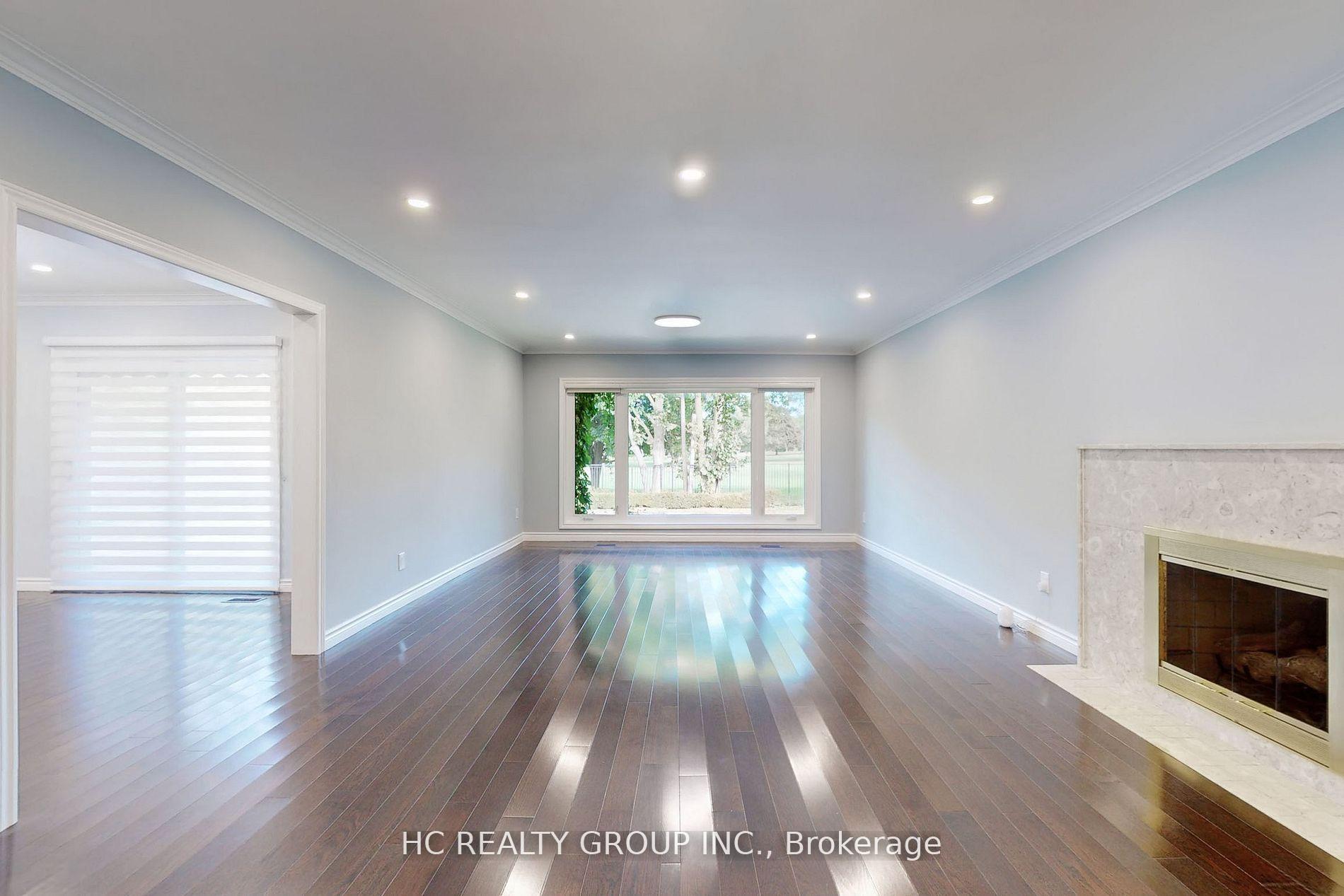 Photo 5 of 83 Fairway Heights Drive, Markham, Bayview Fairway-Bayview Country Club Estates — HOMEH