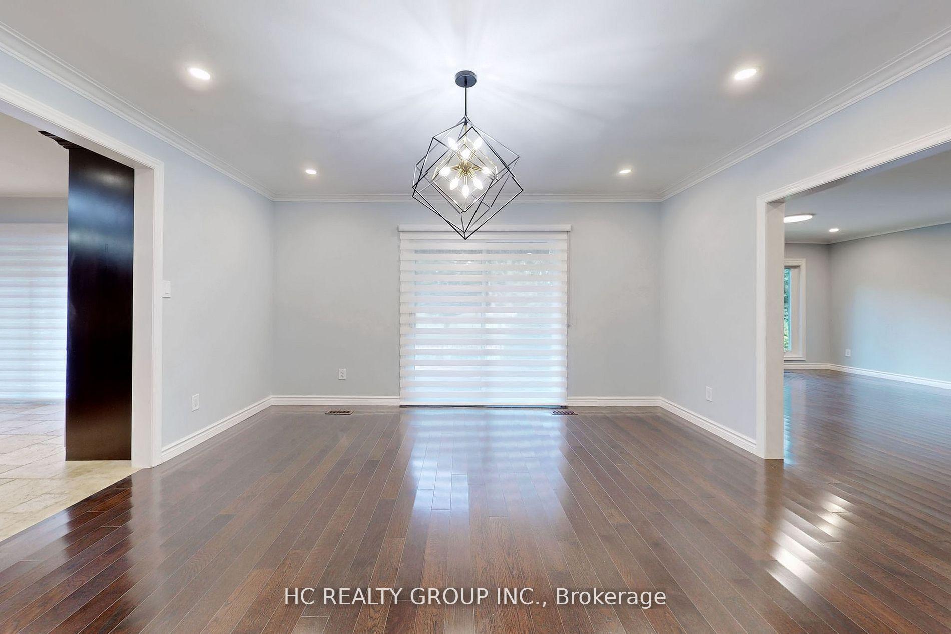Photo 6 of 83 Fairway Heights Drive, Markham, Bayview Fairway-Bayview Country Club Estates — HOMEH