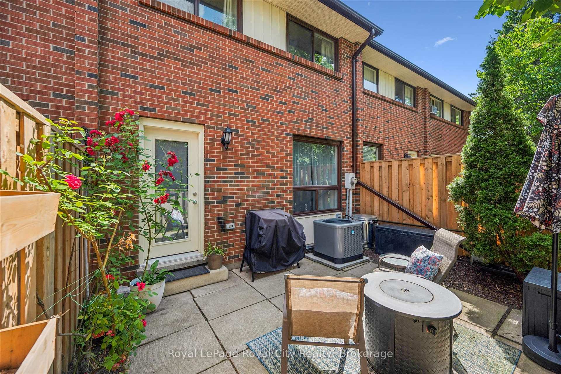 Photo 33 of Unit 23, 41 Rhonda Road, Guelph, Willow West/Sugarbush/West Acres — HOMEH