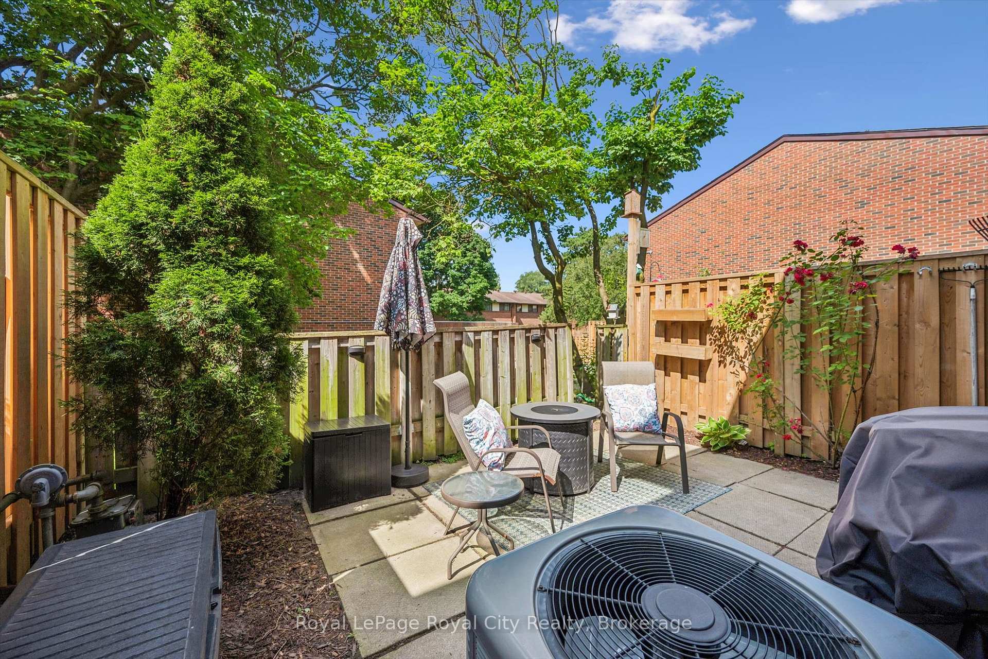 Photo 35 of Unit 23, 41 Rhonda Road, Guelph, Willow West/Sugarbush/West Acres — HOMEH