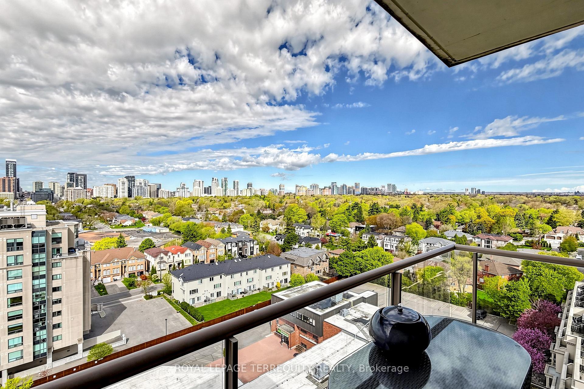 Photo 24 of Unit LPH 1, 2 Clairtrell Road, North York, Willowdale East — HOMEH