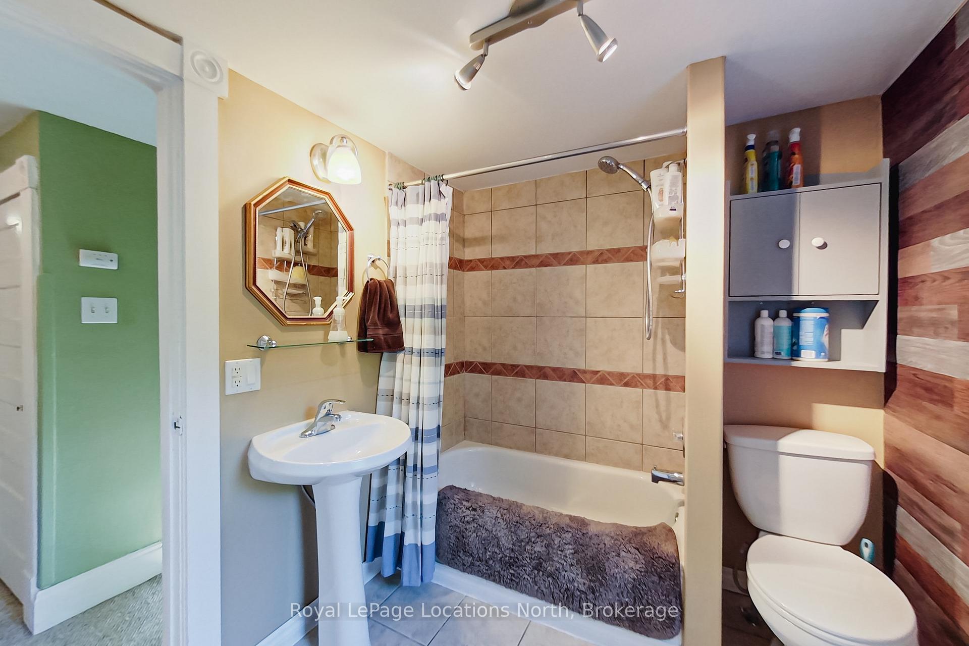 Photo 19 of 27 Edwin Street E, Meaford — HOMEH
