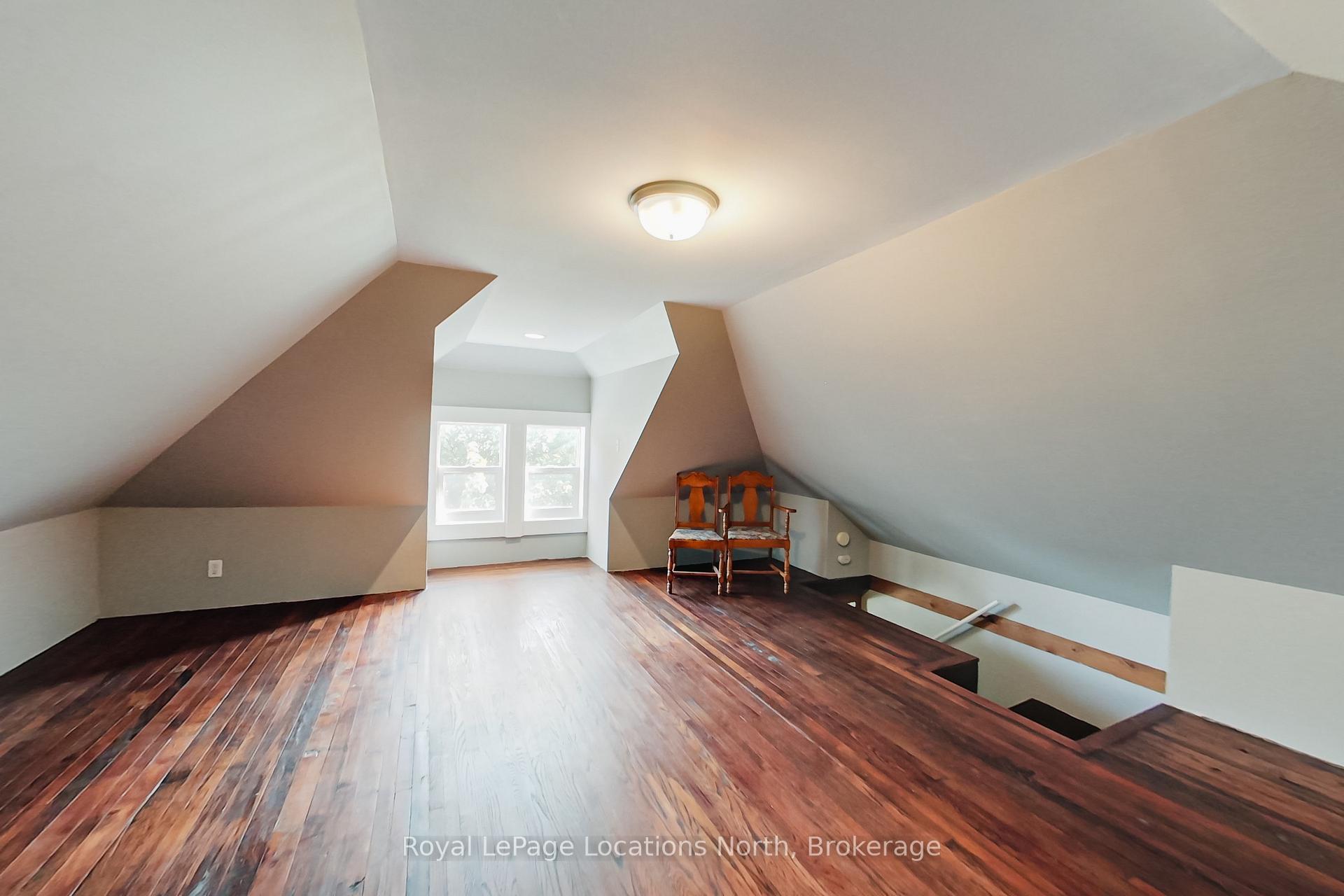 Photo 20 of 27 Edwin Street E, Meaford — HOMEH