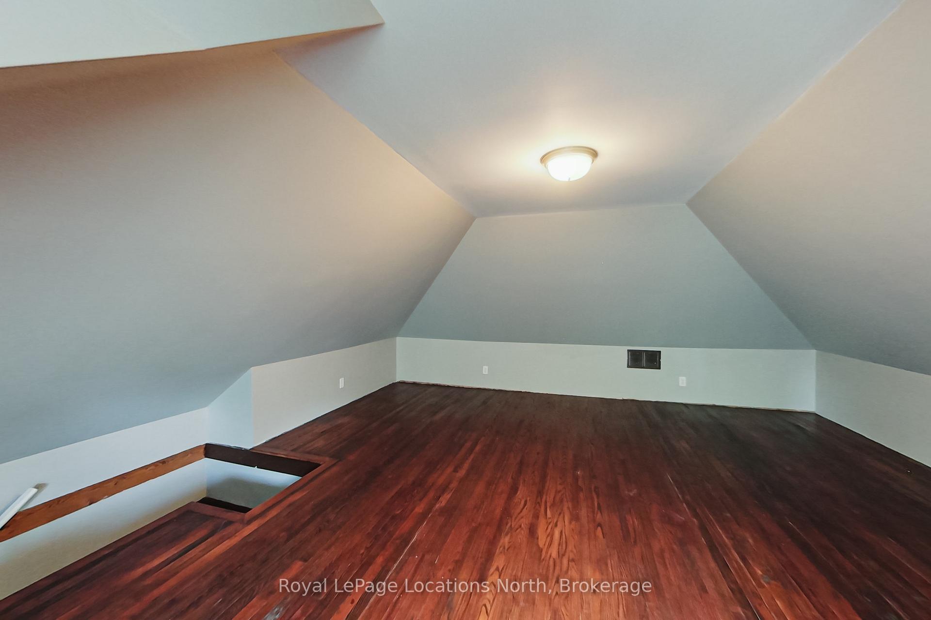 Photo 21 of 27 Edwin Street E, Meaford — HOMEH