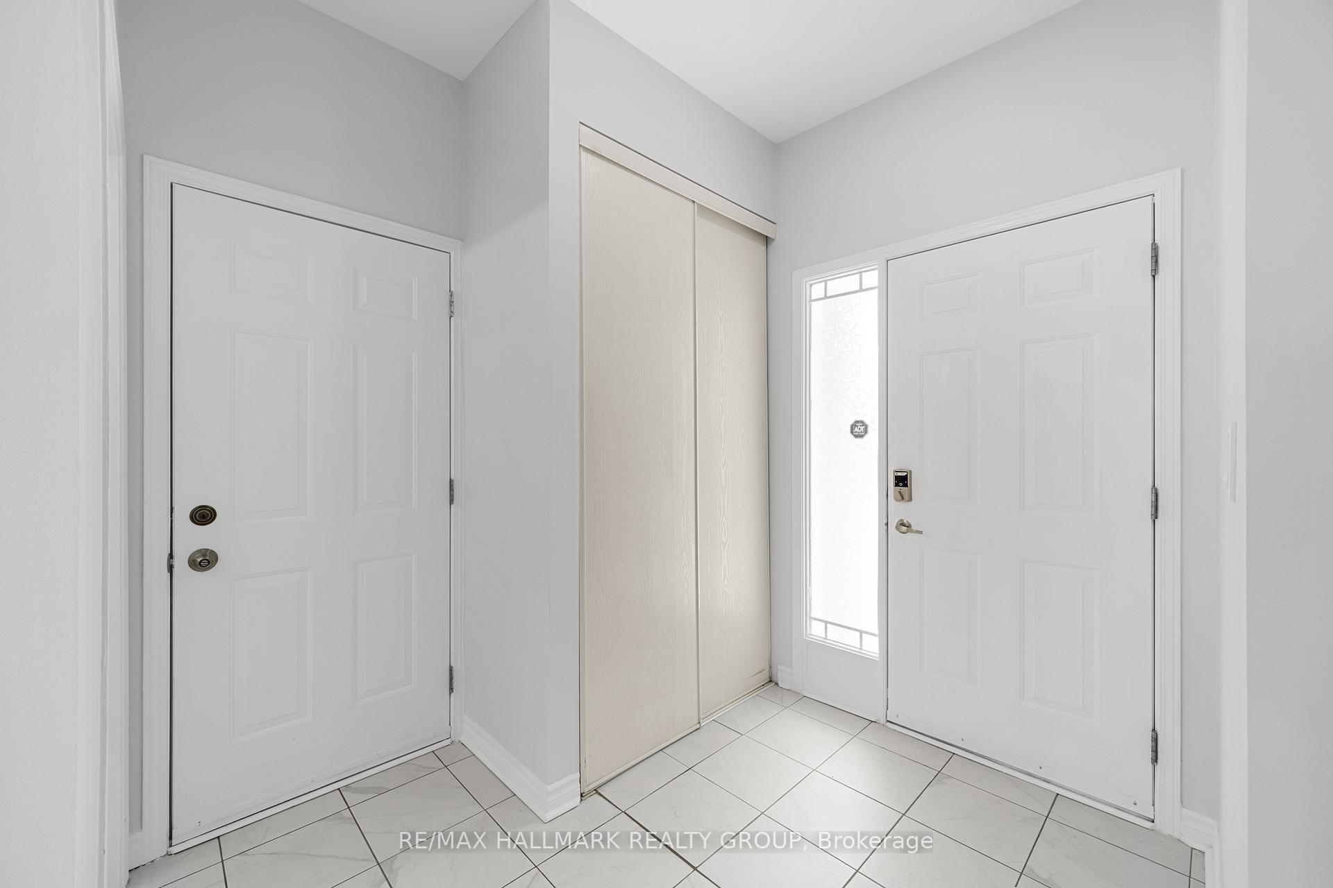 Photo 5 of 1146 Halton Terrace, Ottawa, Kanata - Morgan's Grant/South March — HOMEH