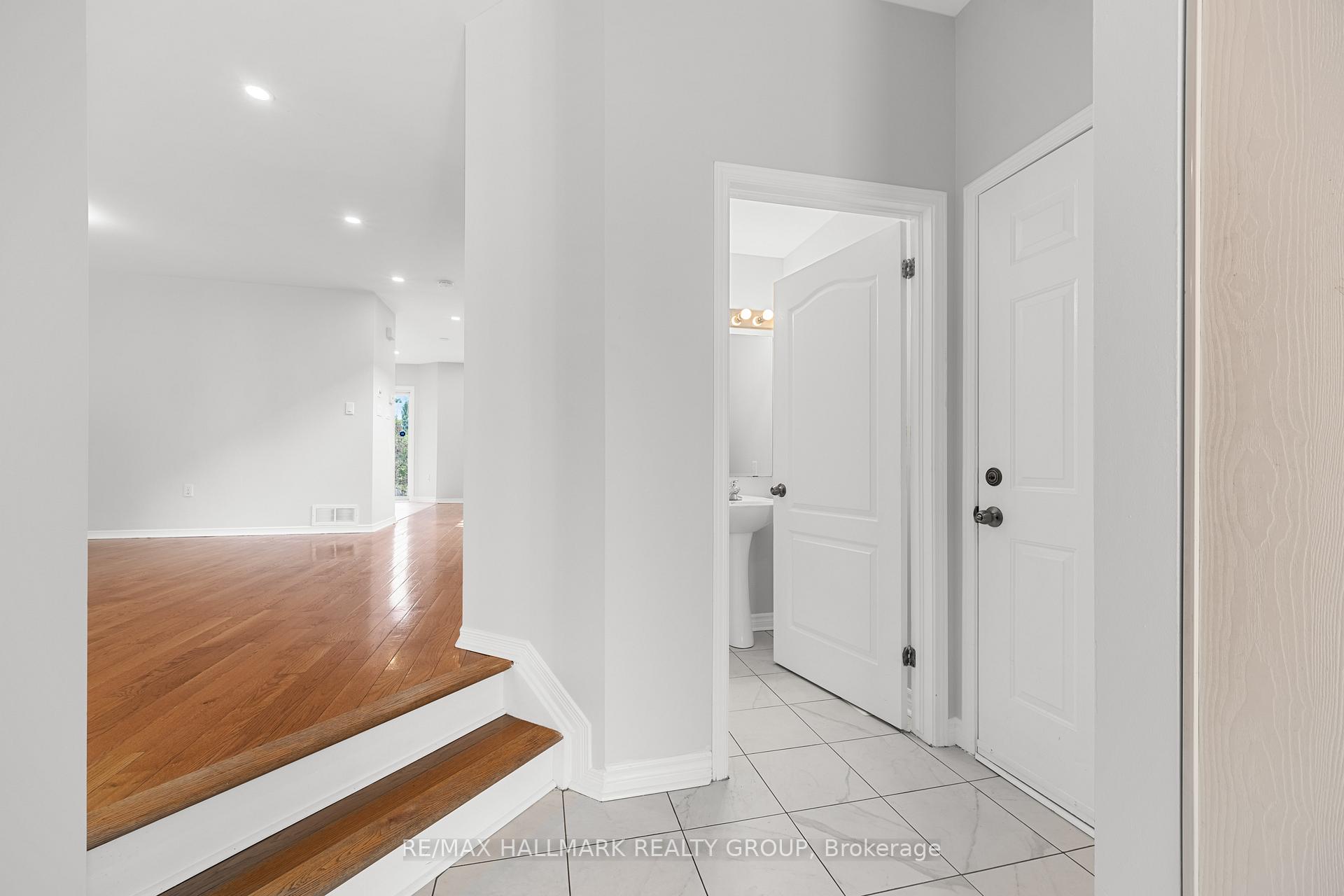 Photo 6 of 1146 Halton Terrace, Ottawa, Kanata - Morgan's Grant/South March — HOMEH