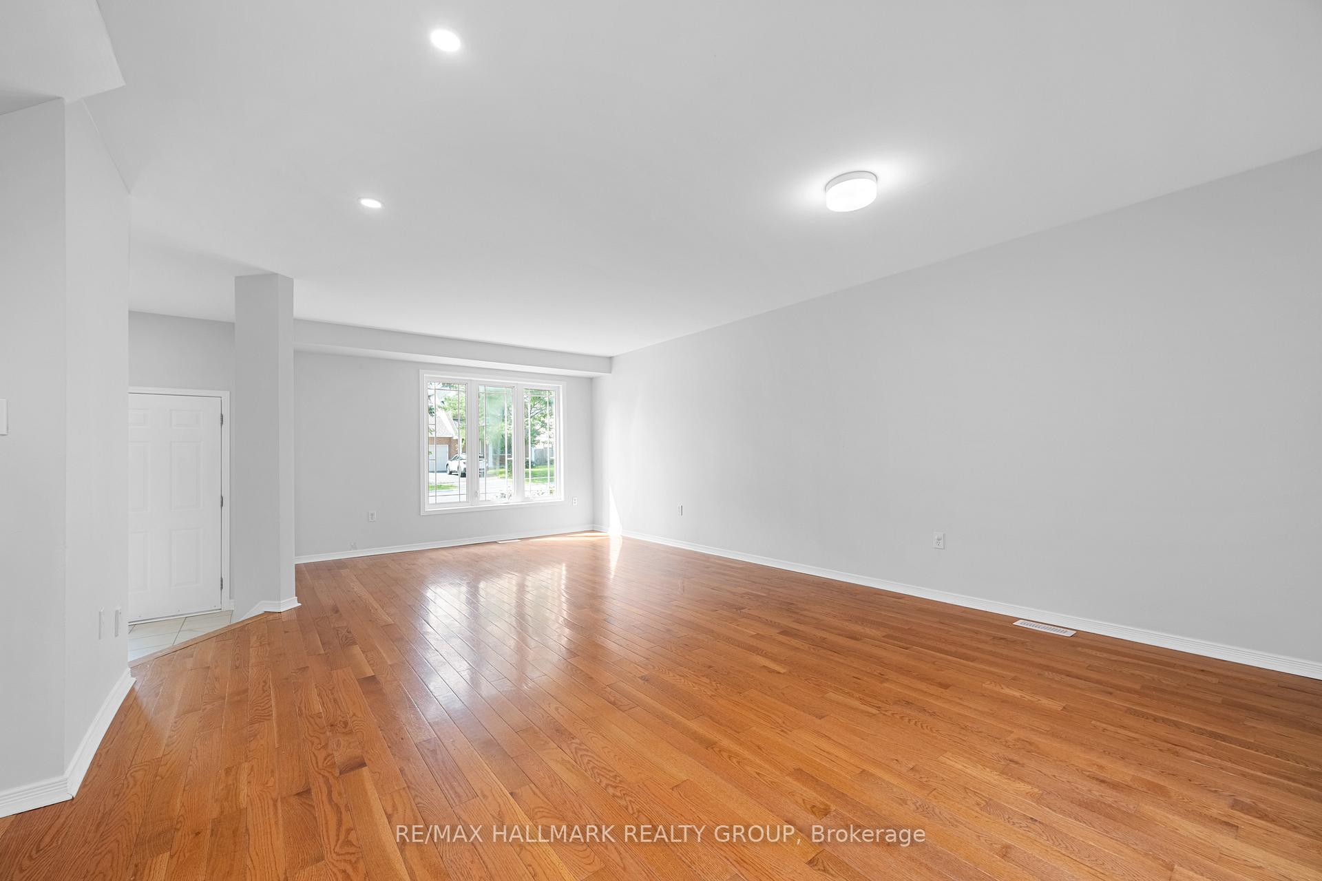 Photo 9 of 1146 Halton Terrace, Ottawa, Kanata - Morgan's Grant/South March — HOMEH