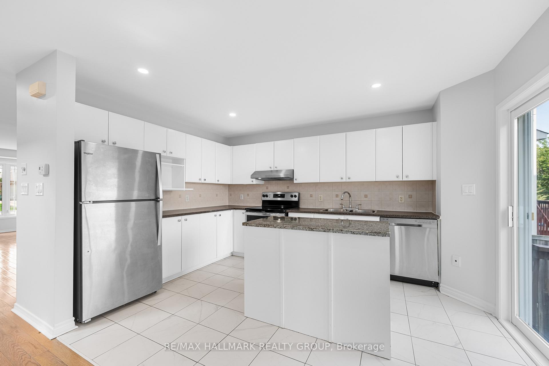 Photo 15 of 1146 Halton Terrace, Ottawa, Kanata - Morgan's Grant/South March — HOMEH