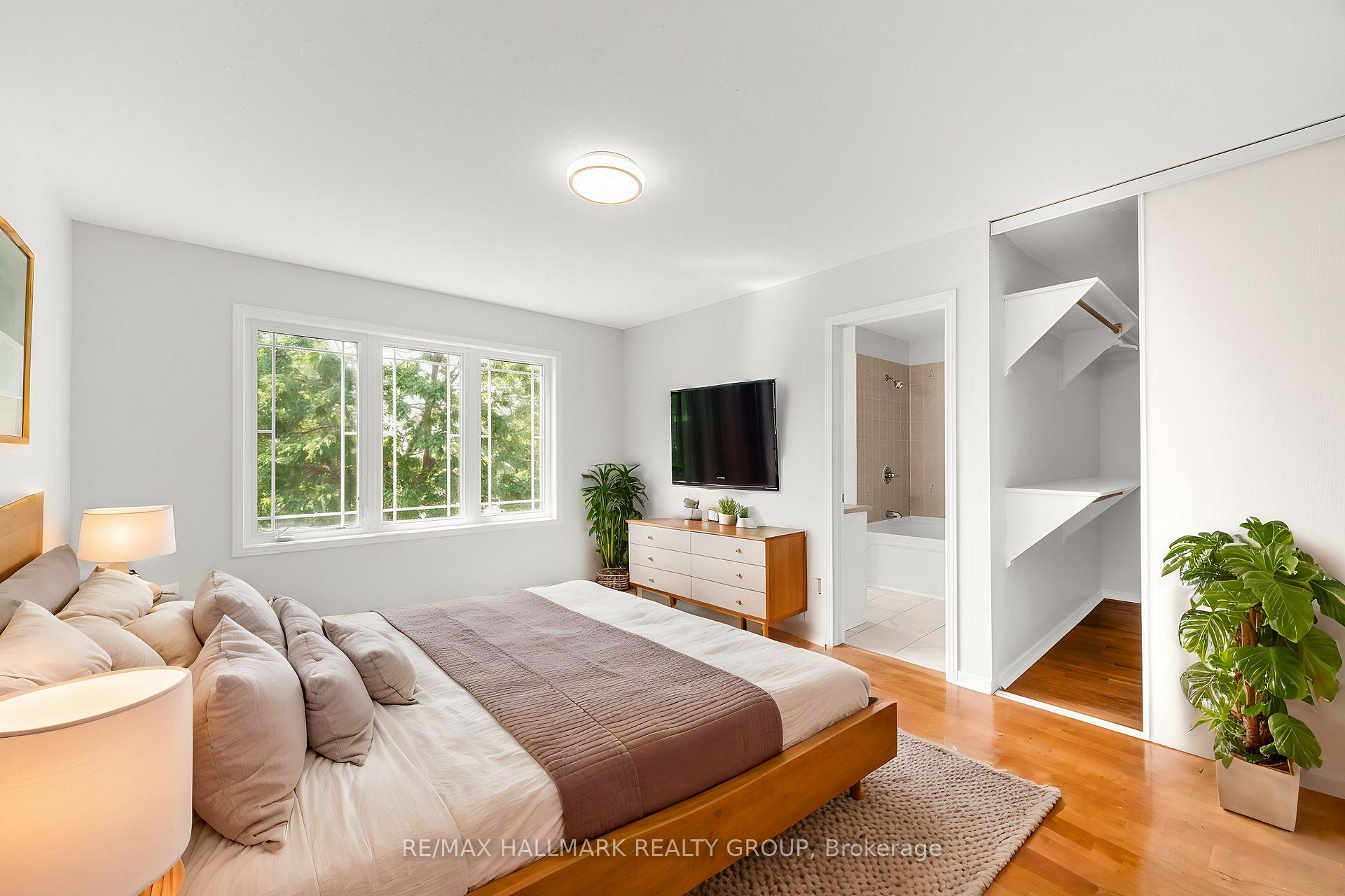 Photo 19 of 1146 Halton Terrace, Ottawa, Kanata - Morgan's Grant/South March — HOMEH