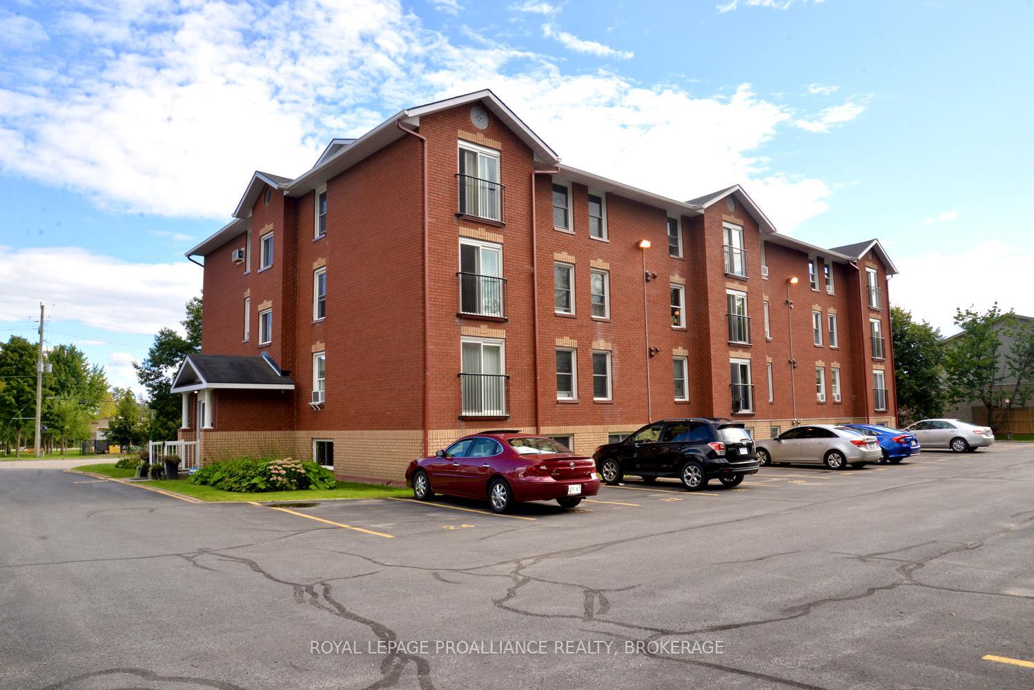 Photo 2 of Unit 205, 540 Talbot Place, Gananoque, Gananoque — HOMEH