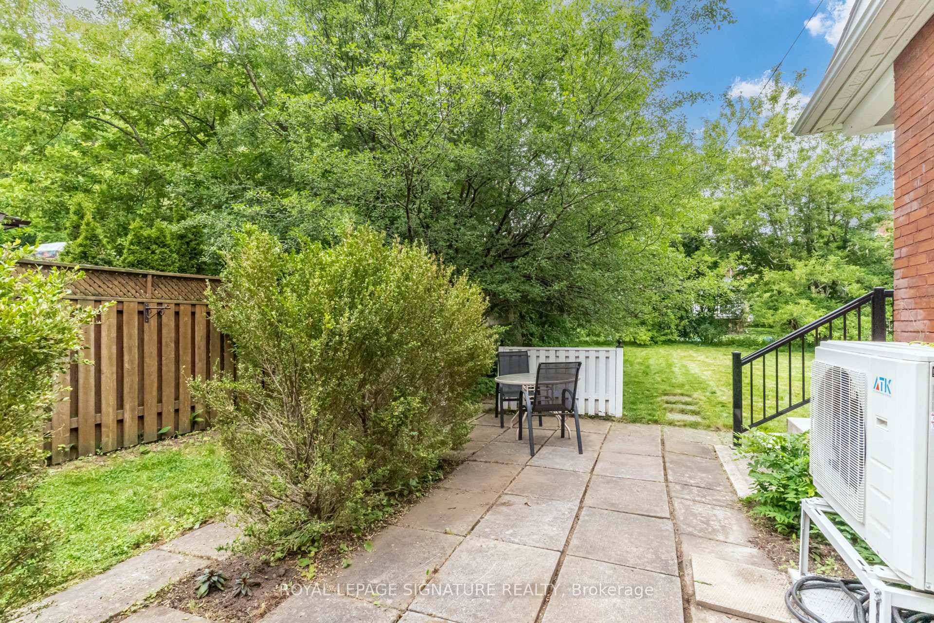 Photo 32 of 22 Peel Avenue, Brampton, Downtown Brampton — HOMEH
