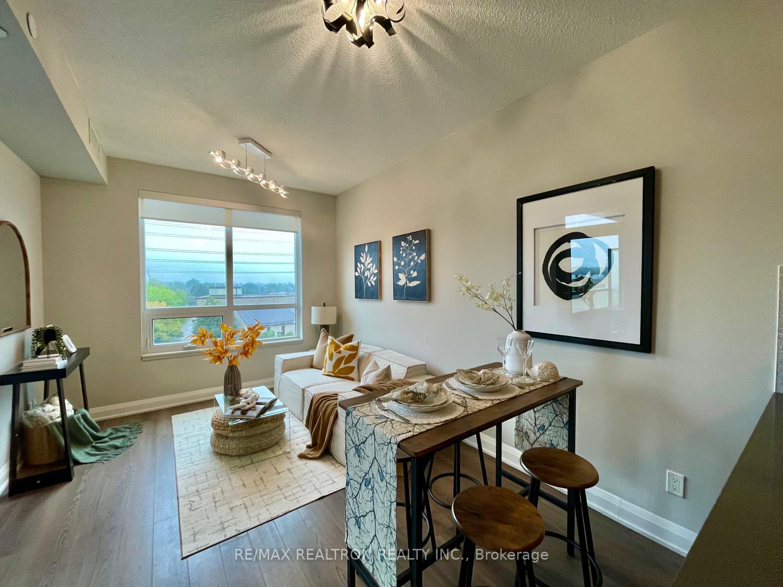 Photo 2 of Unit 516, 25 Water Walk Drive, Markham, Unionville — HOMEH