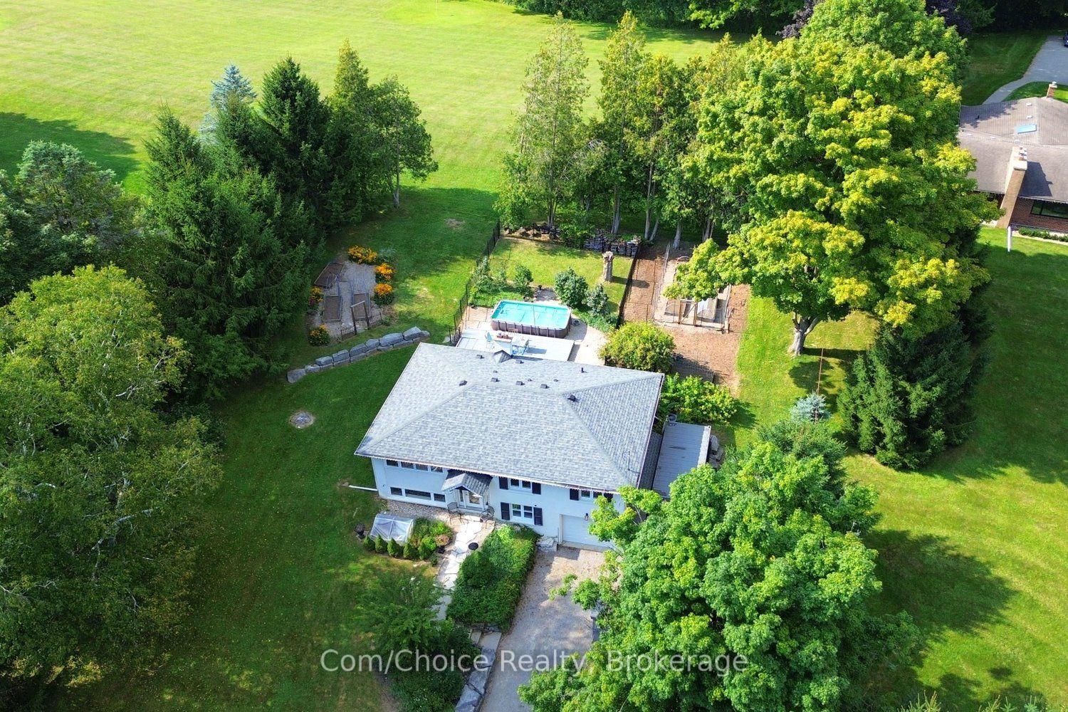 Photo 4 of 843 Governors Road, Hamilton, Rural Dundas — HOMEH