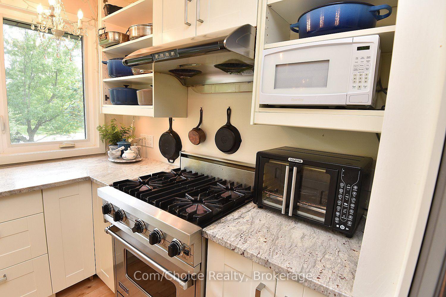 Photo 13 of 843 Governors Road, Hamilton, Rural Dundas — HOMEH