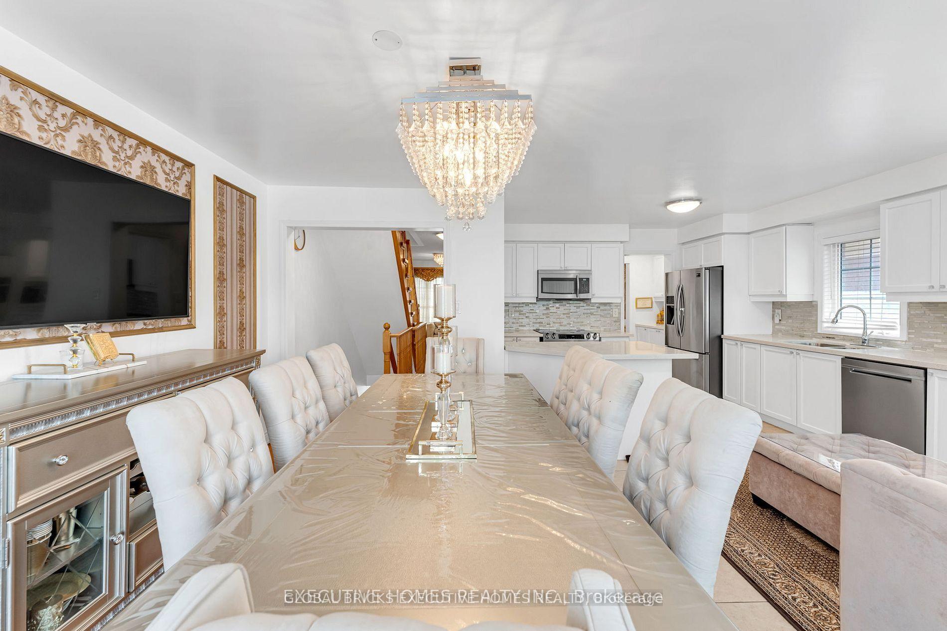 Photo 8 of 2478 William Jackson Drive, Pickering, Duffin Heights — HOMEH