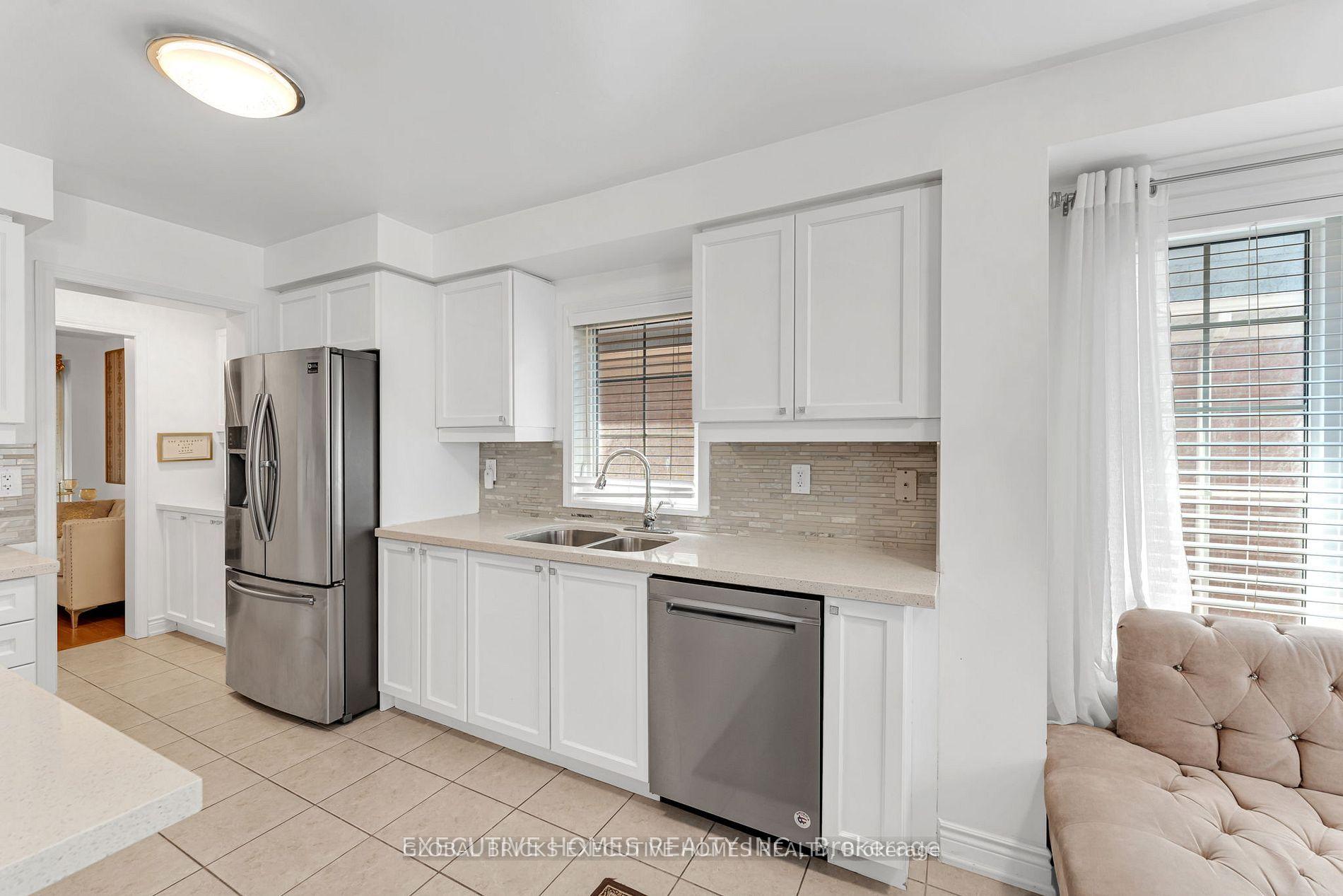 Photo 14 of 2478 William Jackson Drive, Pickering, Duffin Heights — HOMEH