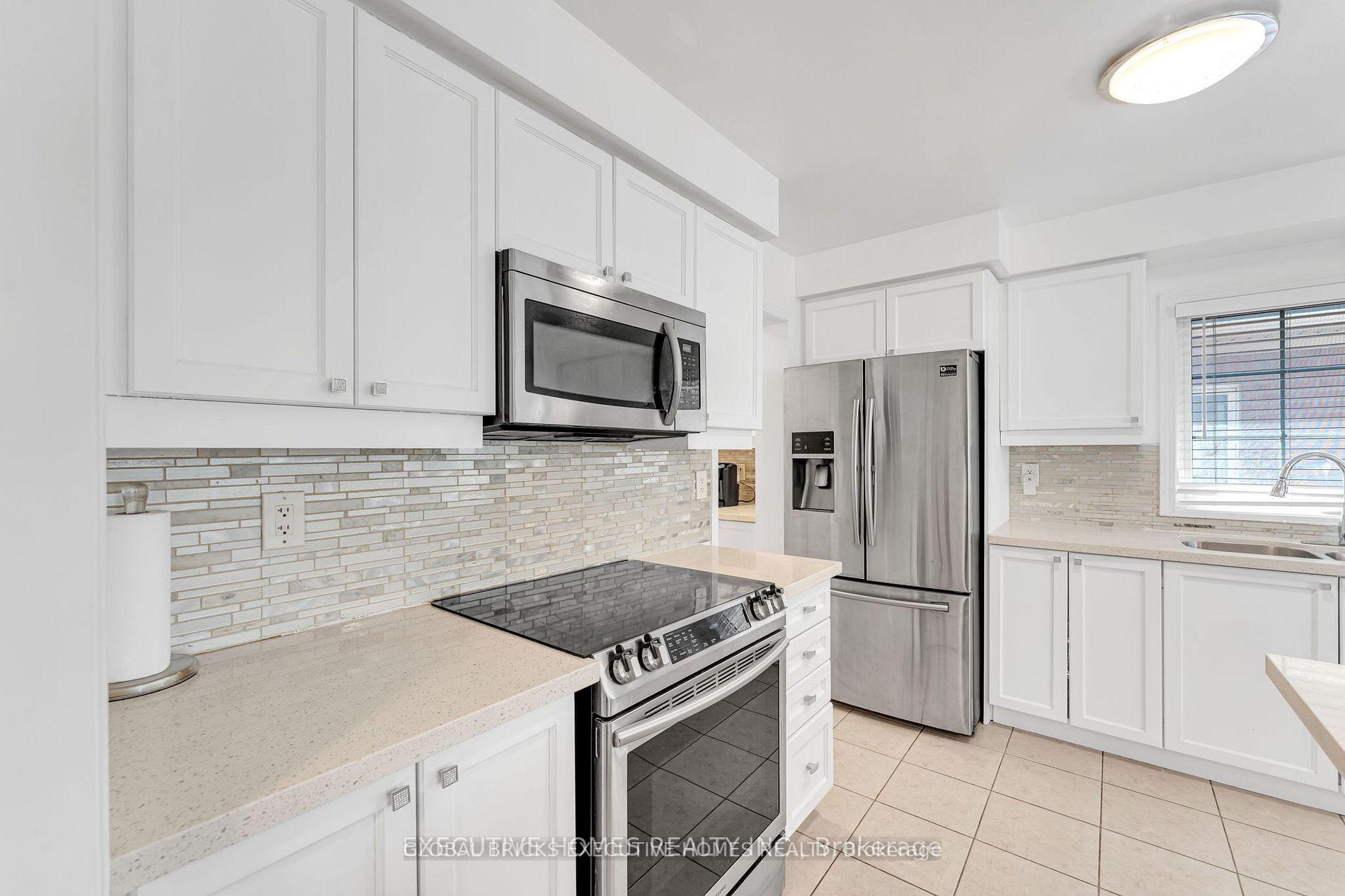 Photo 17 of 2478 William Jackson Drive, Pickering, Duffin Heights — HOMEH