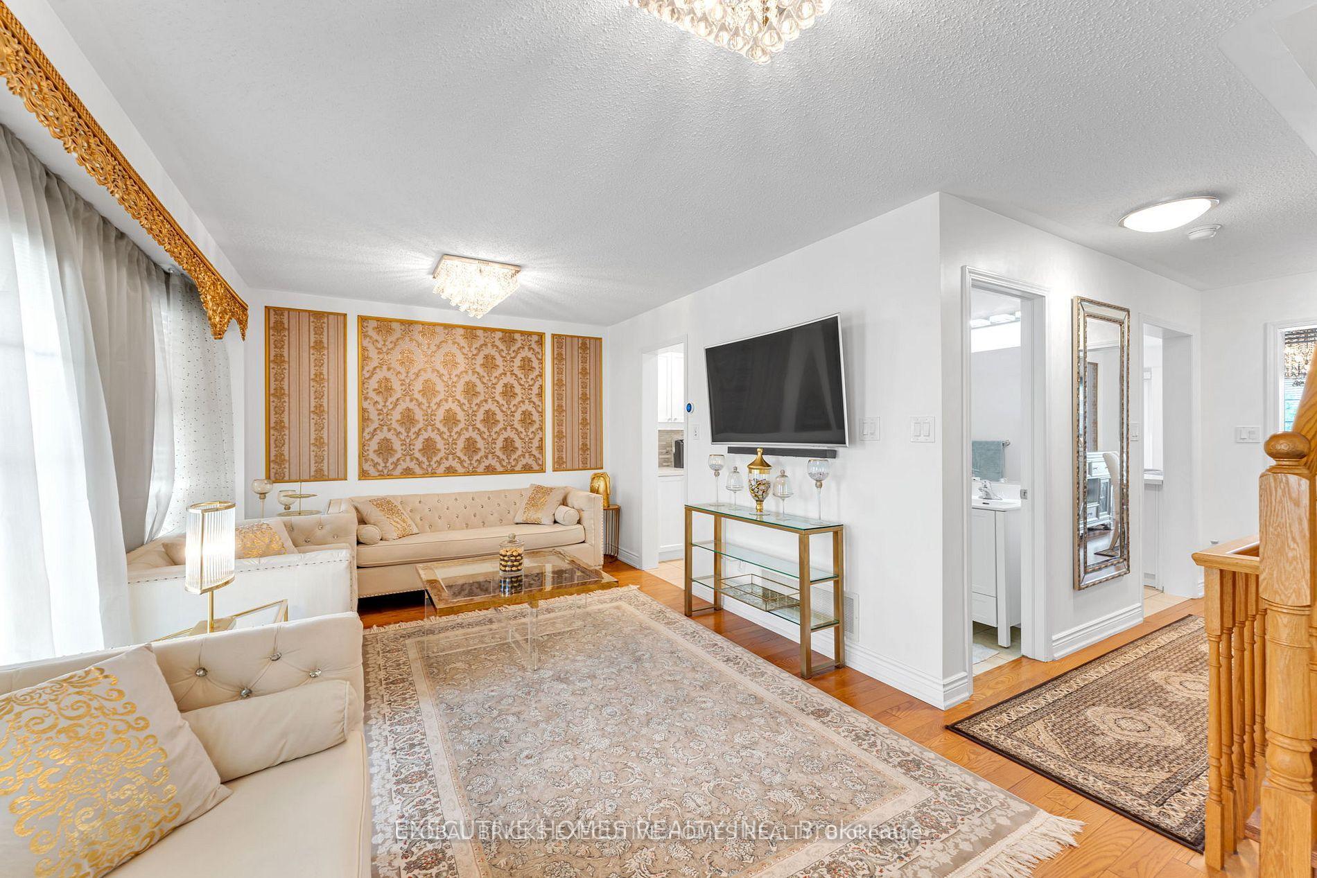 Photo 21 of 2478 William Jackson Drive, Pickering, Duffin Heights — HOMEH