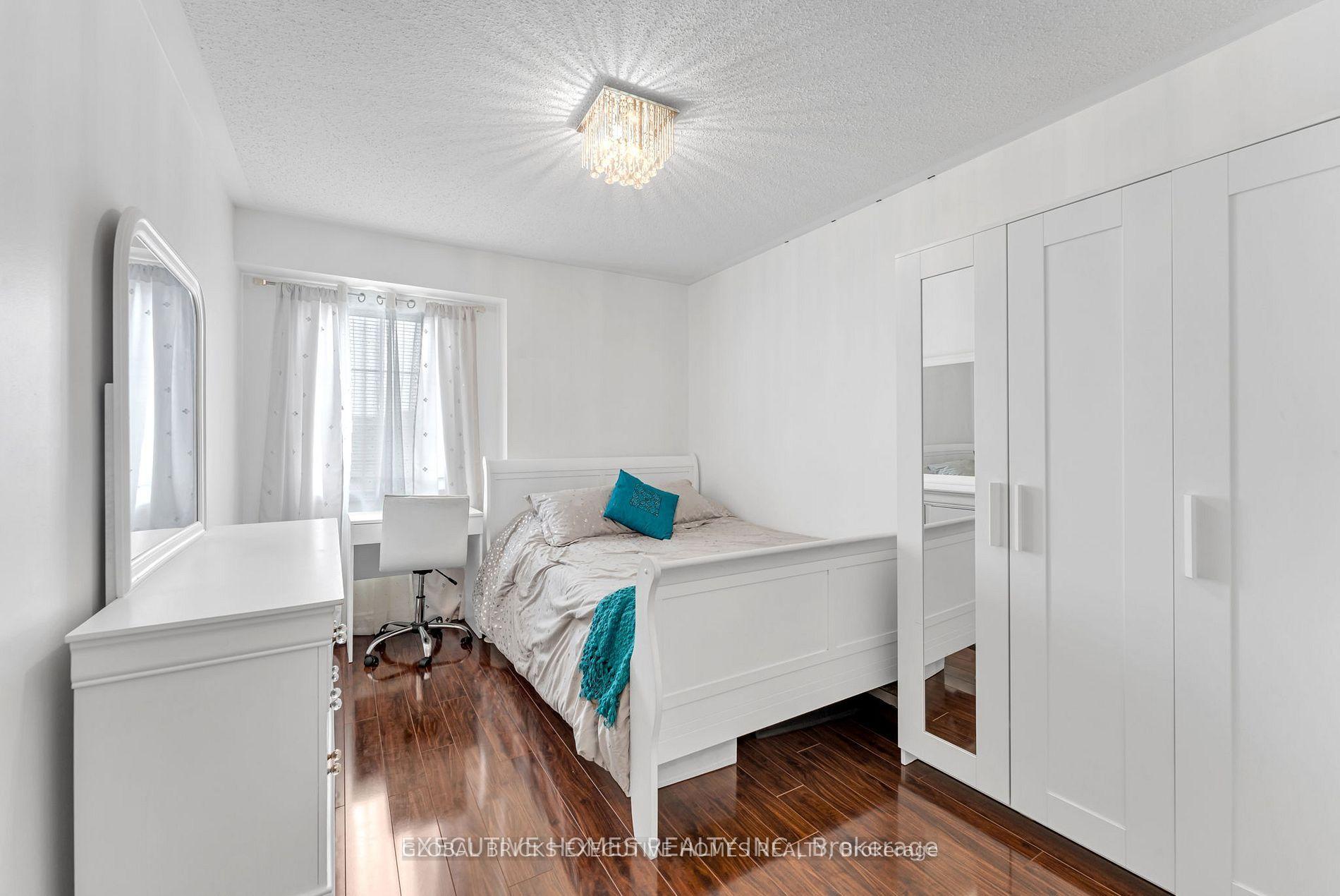 Photo 30 of 2478 William Jackson Drive, Pickering, Duffin Heights — HOMEH