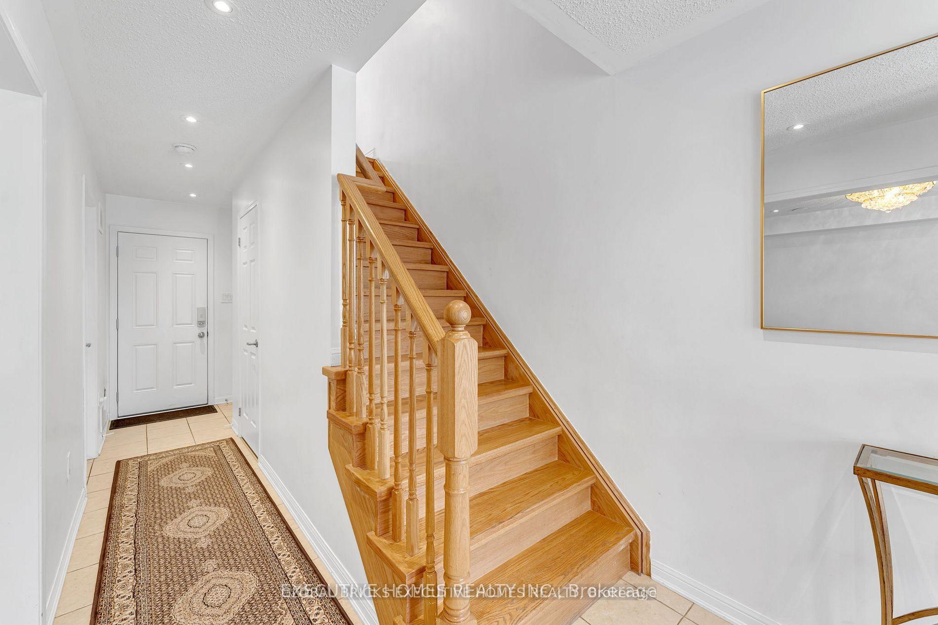 Photo 37 of 2478 William Jackson Drive, Pickering, Duffin Heights — HOMEH