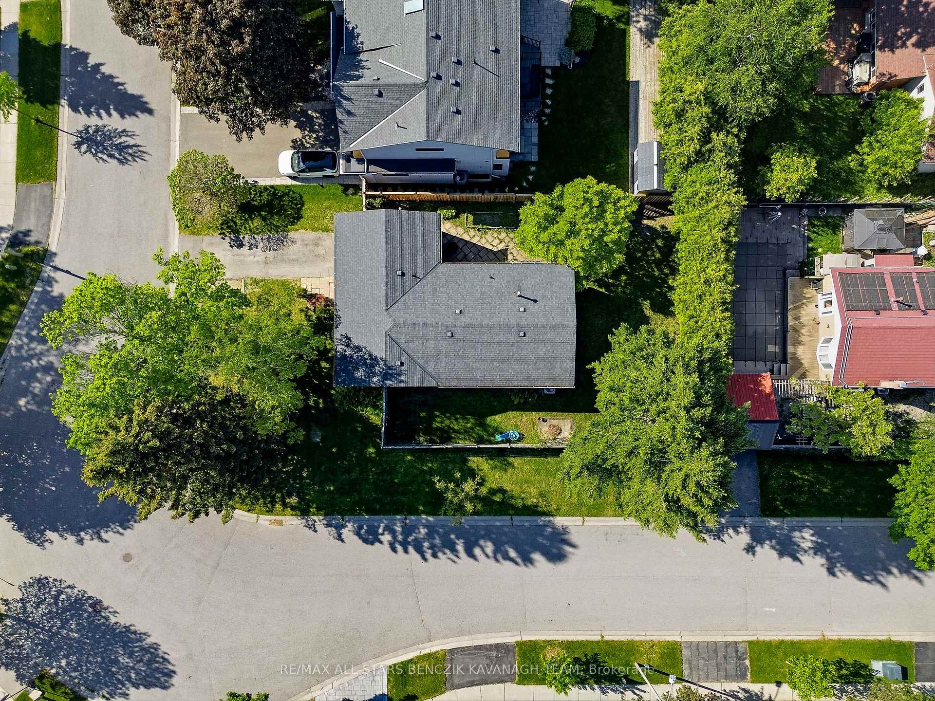 Photo 23 of 30 Sir Caradoc Place, Markham, Markham Village — HOMEH