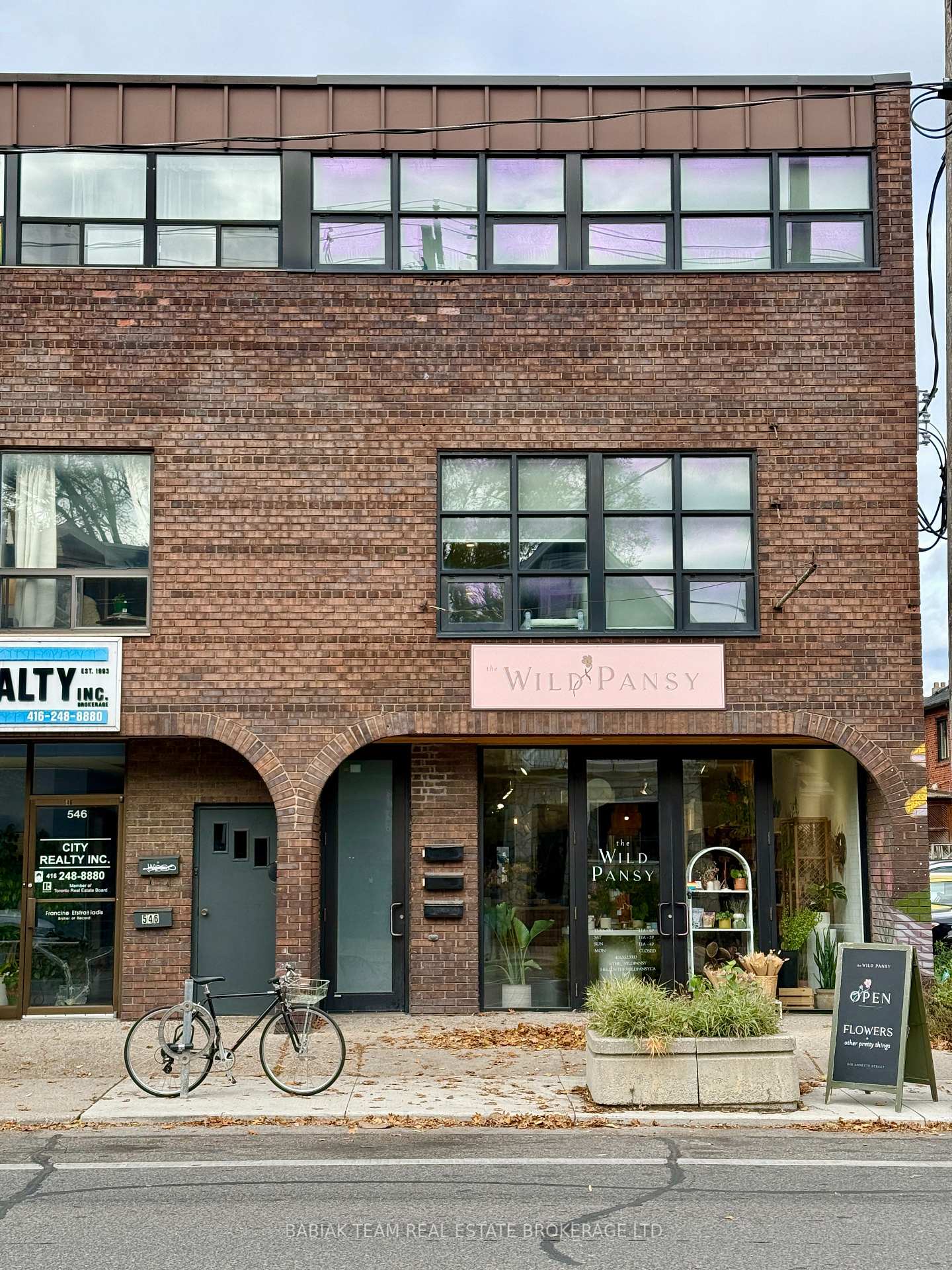 Photo 10 of Unit 3, 542A Annette Street, Toronto, Runnymede-Bloor West Village — HOMEH
