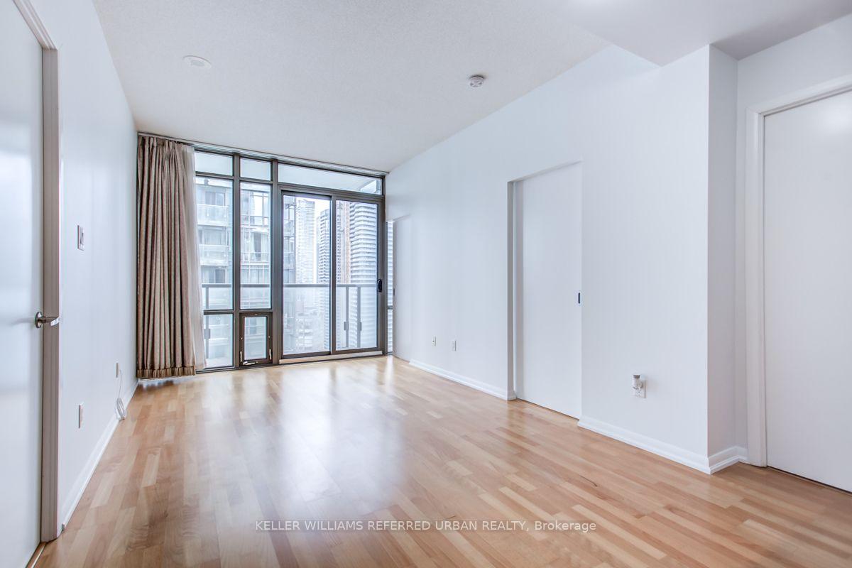 Photo 3 of Unit 3109, 38 Grenville Street, Toronto, Bay Street Corridor — HOMEH
