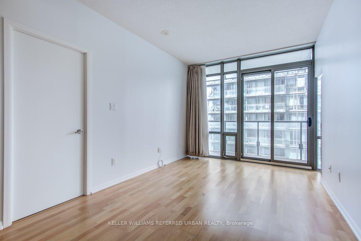 Photo 4 of Unit 3109, 38 Grenville Street, Toronto, Bay Street Corridor — HOMEH