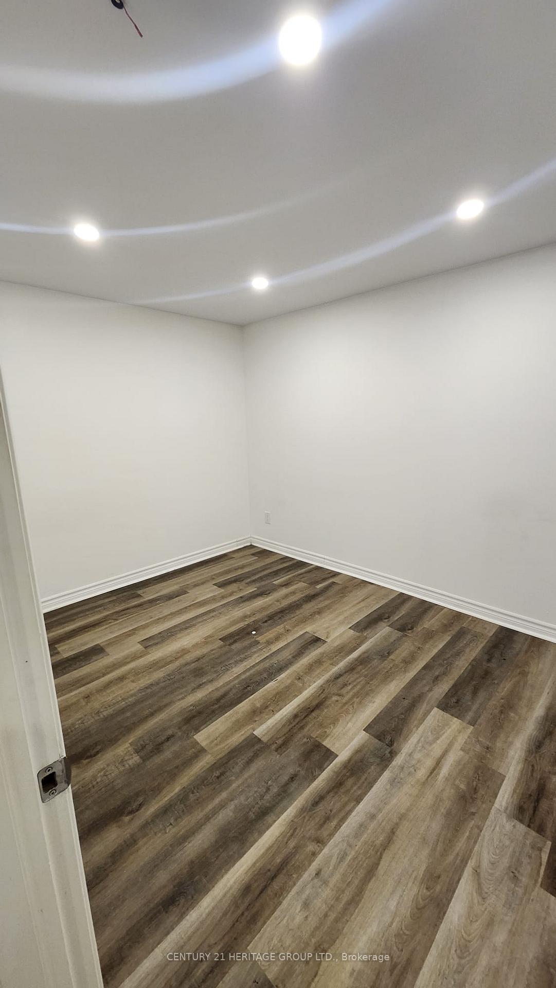 Photo 21 of Unit Lower, 116 Marbella Road, Vaughan, Sonoma Heights — HOMEH