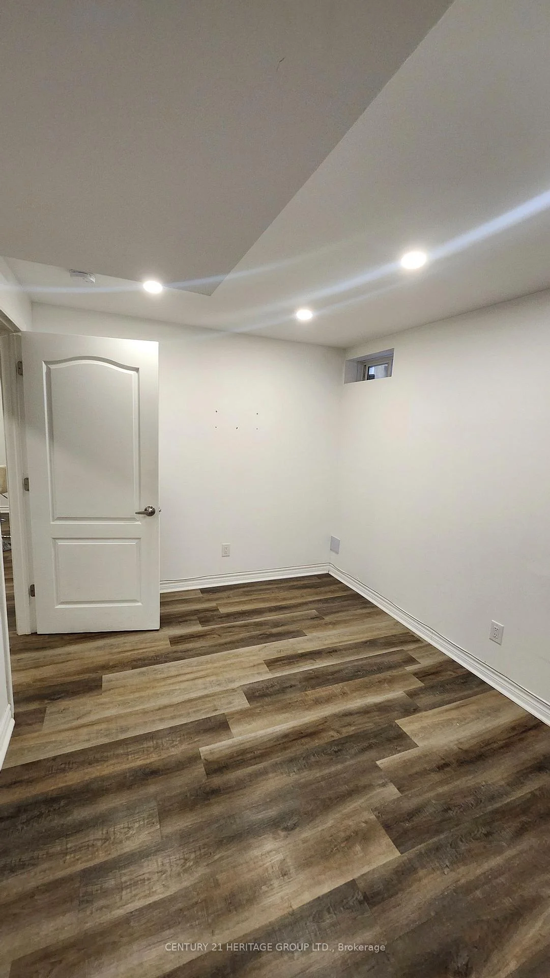 Photo 16 of Unit Lower, 116 Marbella Road, Vaughan, Sonoma Heights — HOMEH