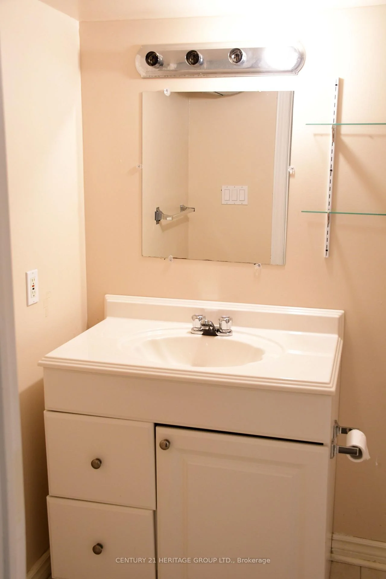 Photo 27 of Unit Lower, 116 Marbella Road, Vaughan, Sonoma Heights — HOMEH