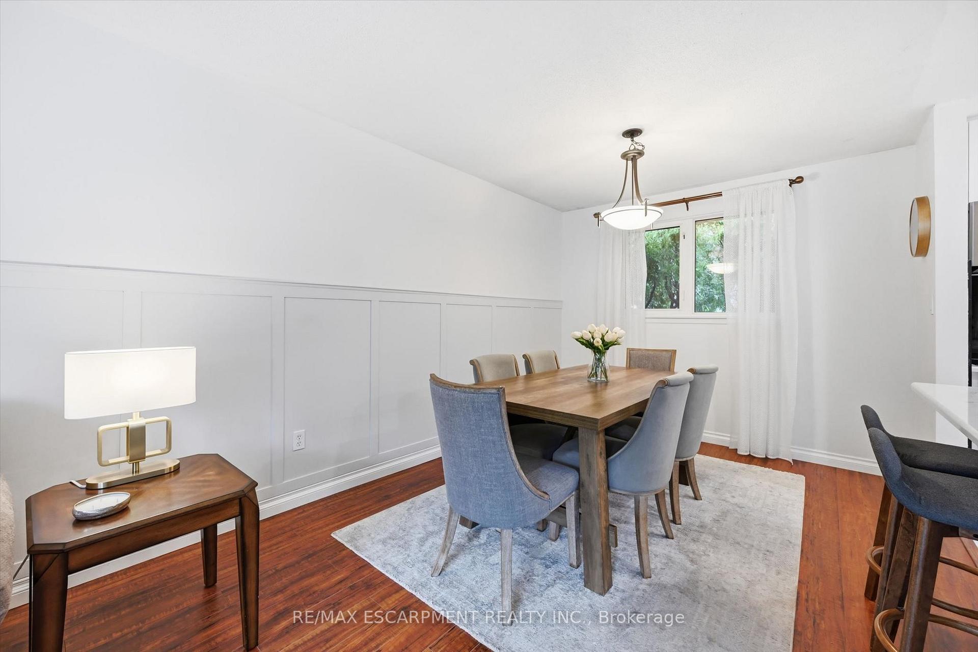 Photo 6 of 1280 Aldridge Crescent, Burlington, Palmer — HOMEH