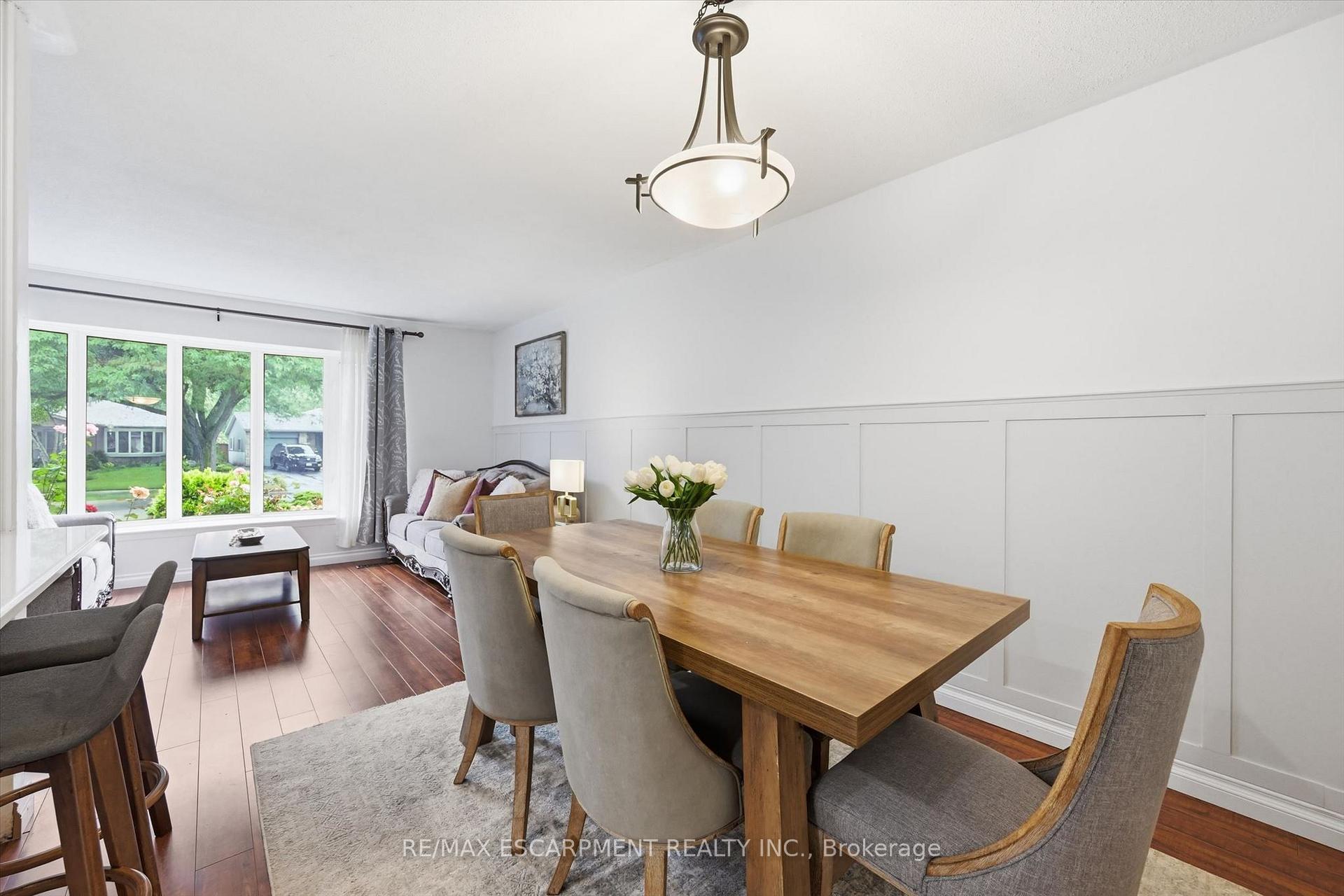 Photo 7 of 1280 Aldridge Crescent, Burlington, Palmer — HOMEH