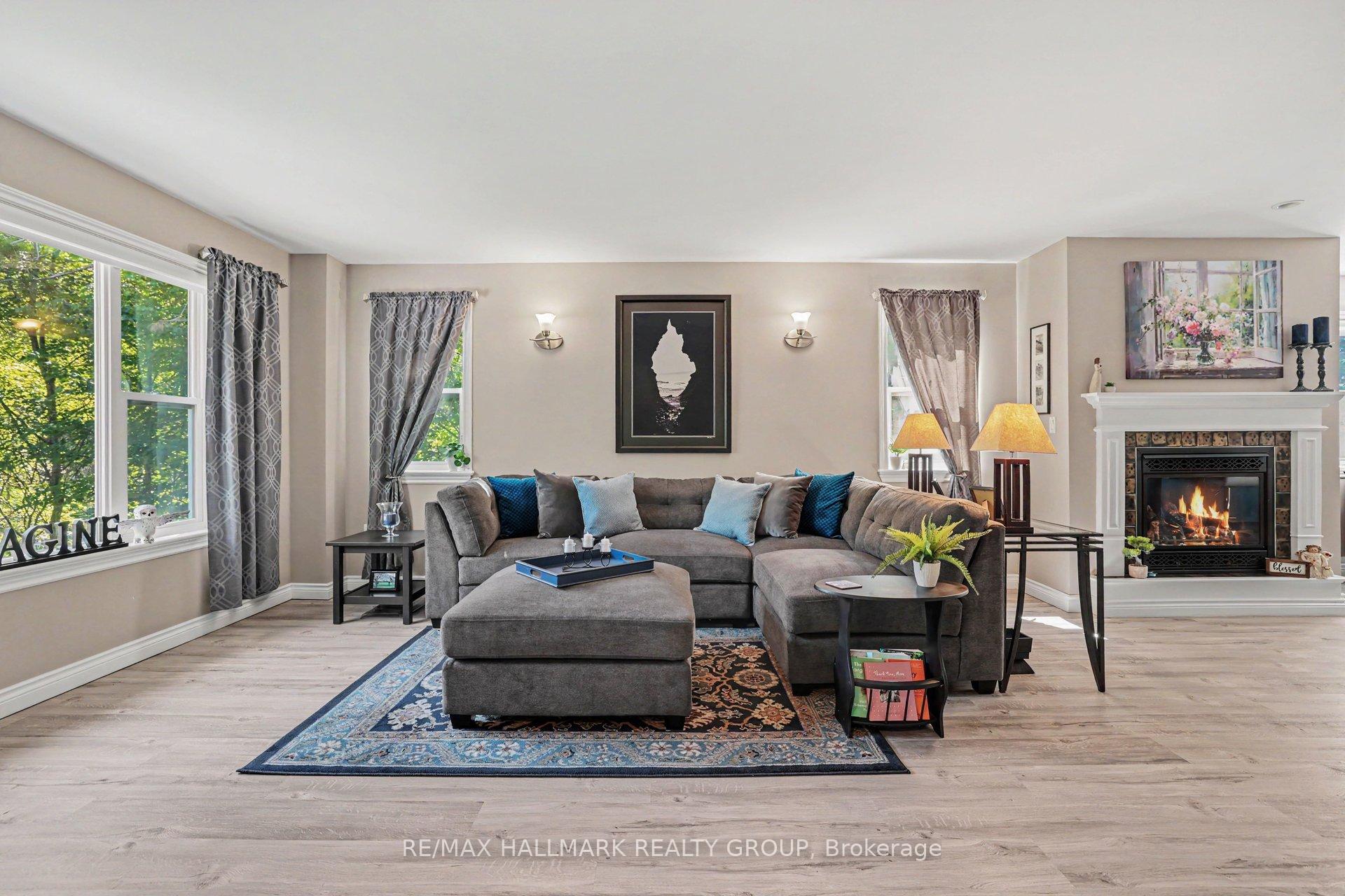 Photo 12 of 184 Charmont Way, Ottawa, Constance Bay — HOMEH
