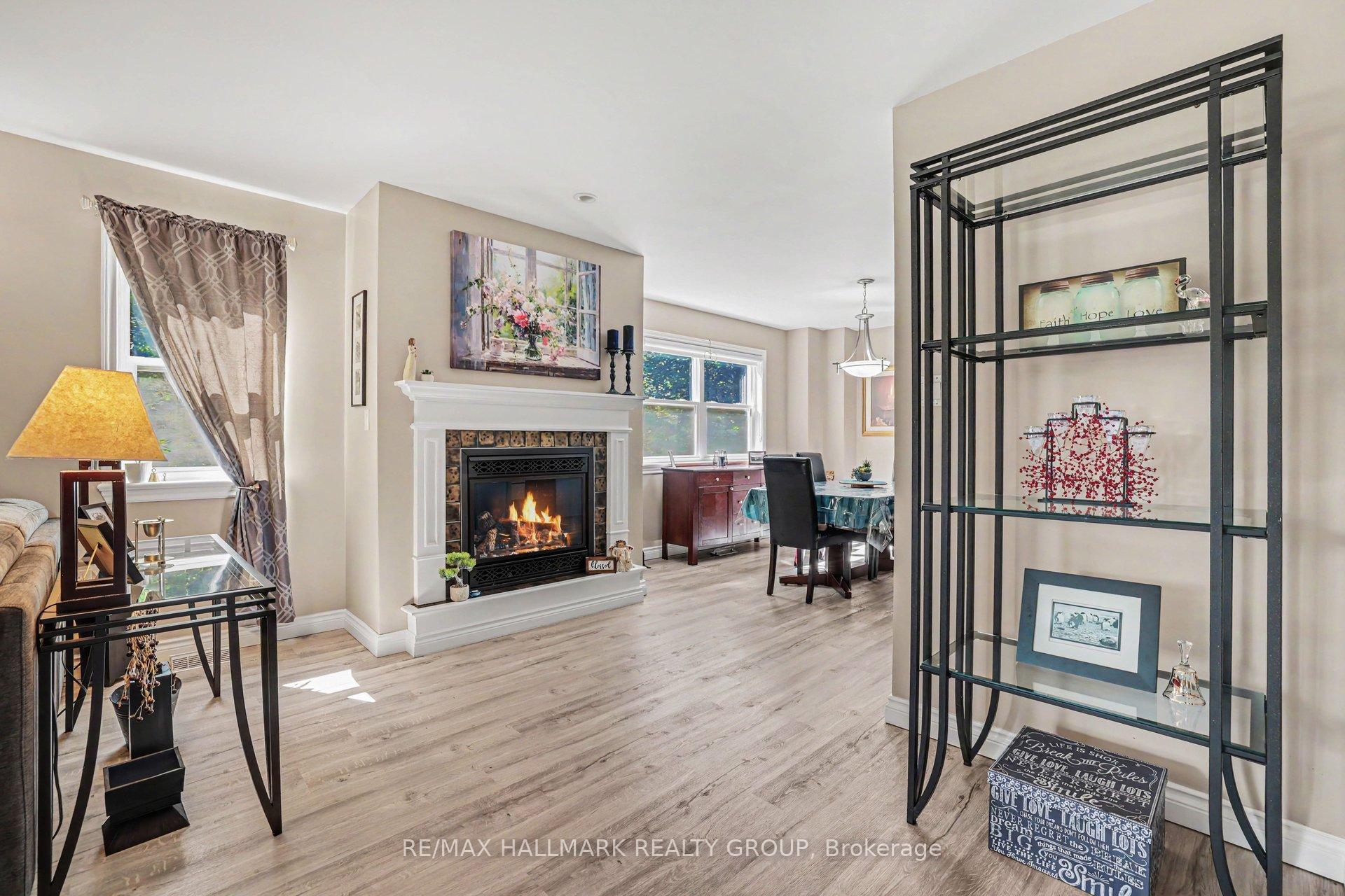 Photo 15 of 184 Charmont Way, Ottawa, Constance Bay — HOMEH
