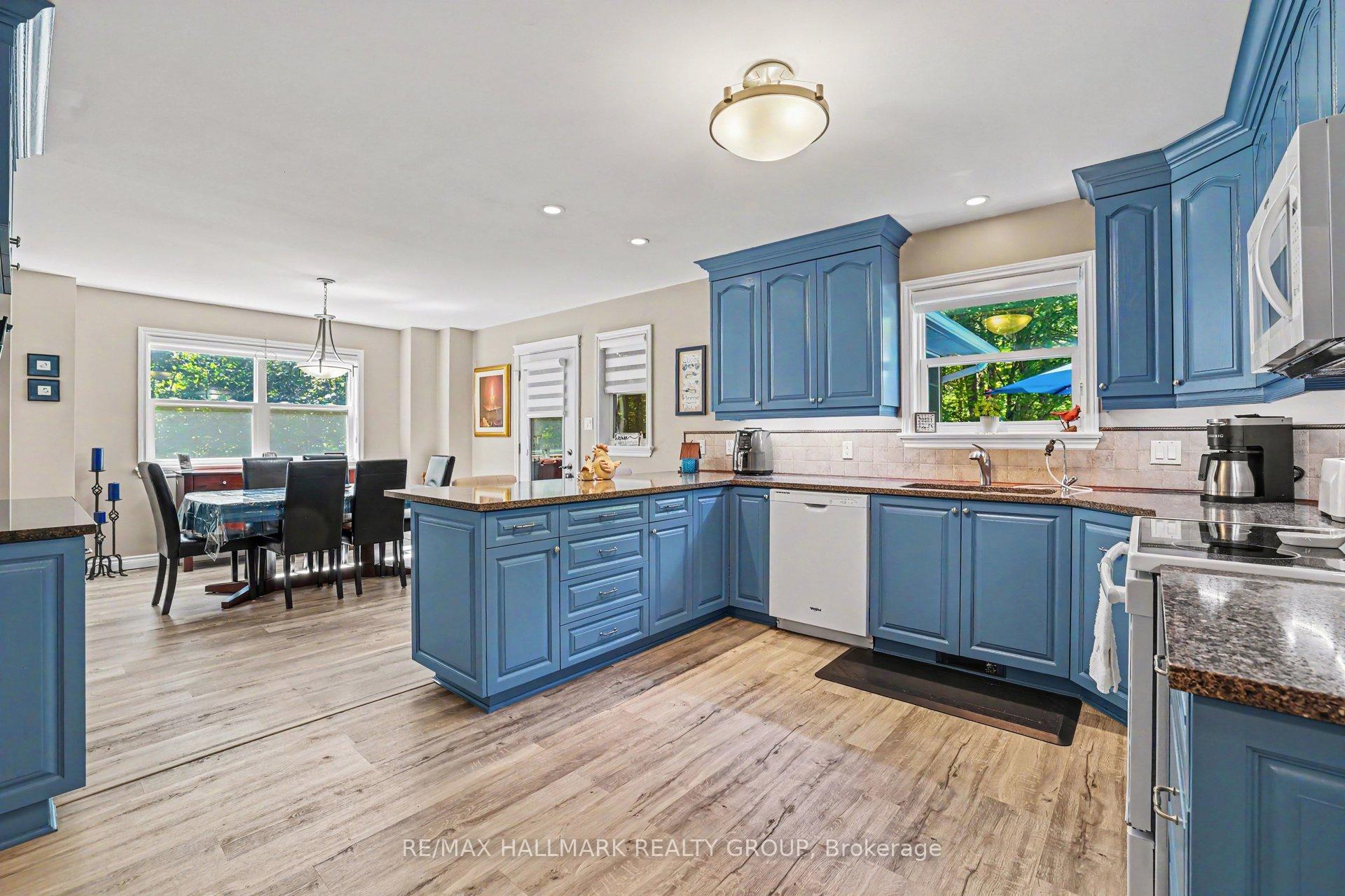 Photo 20 of 184 Charmont Way, Ottawa, Constance Bay — HOMEH