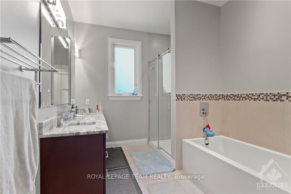 Photo 22 of 159 Roger Road, Ottawa, Faircrest Heights — HOMEH