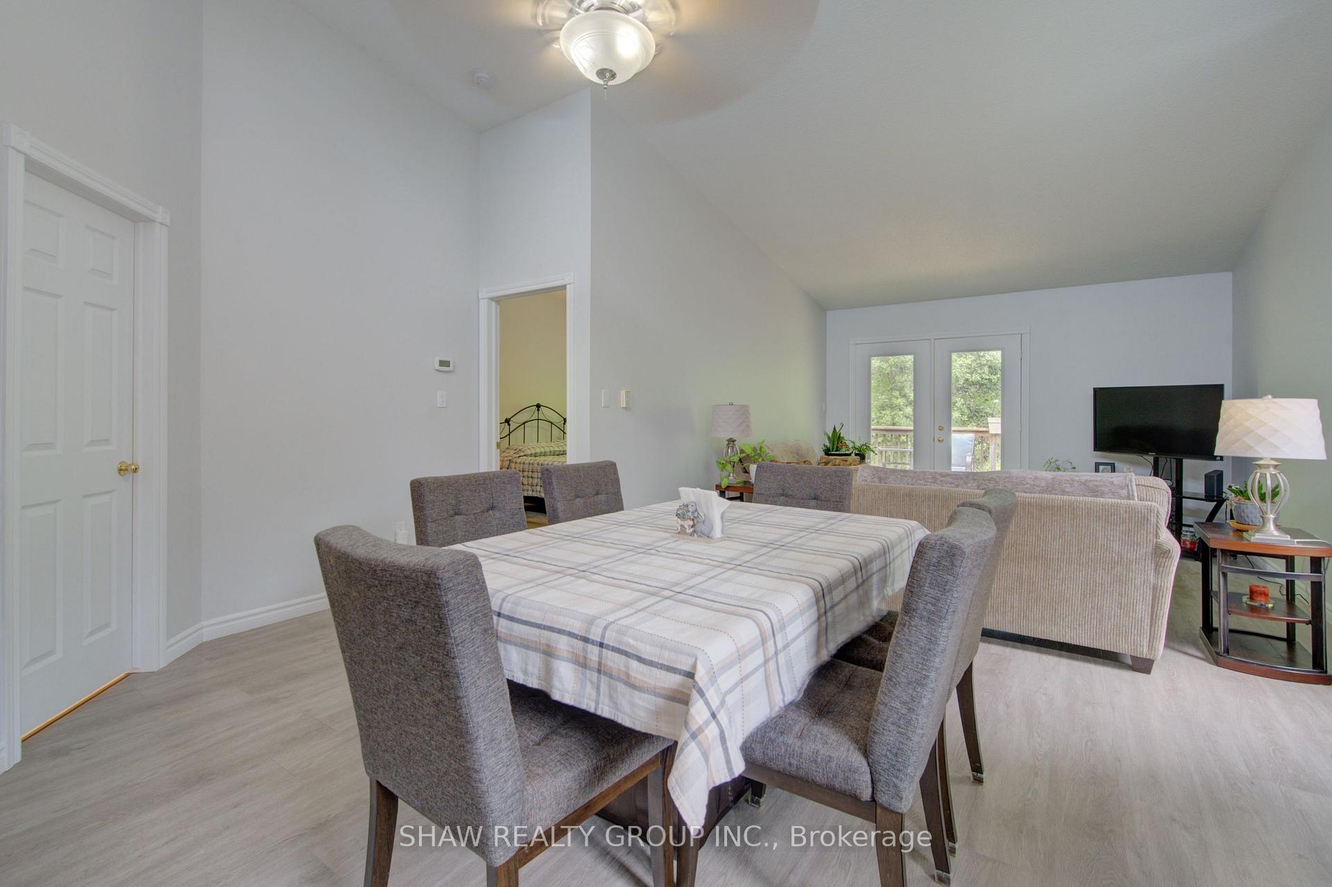 Photo 17 of 58D Harris Avenue, Brantford, Braneida Industrial Park — HOMEH