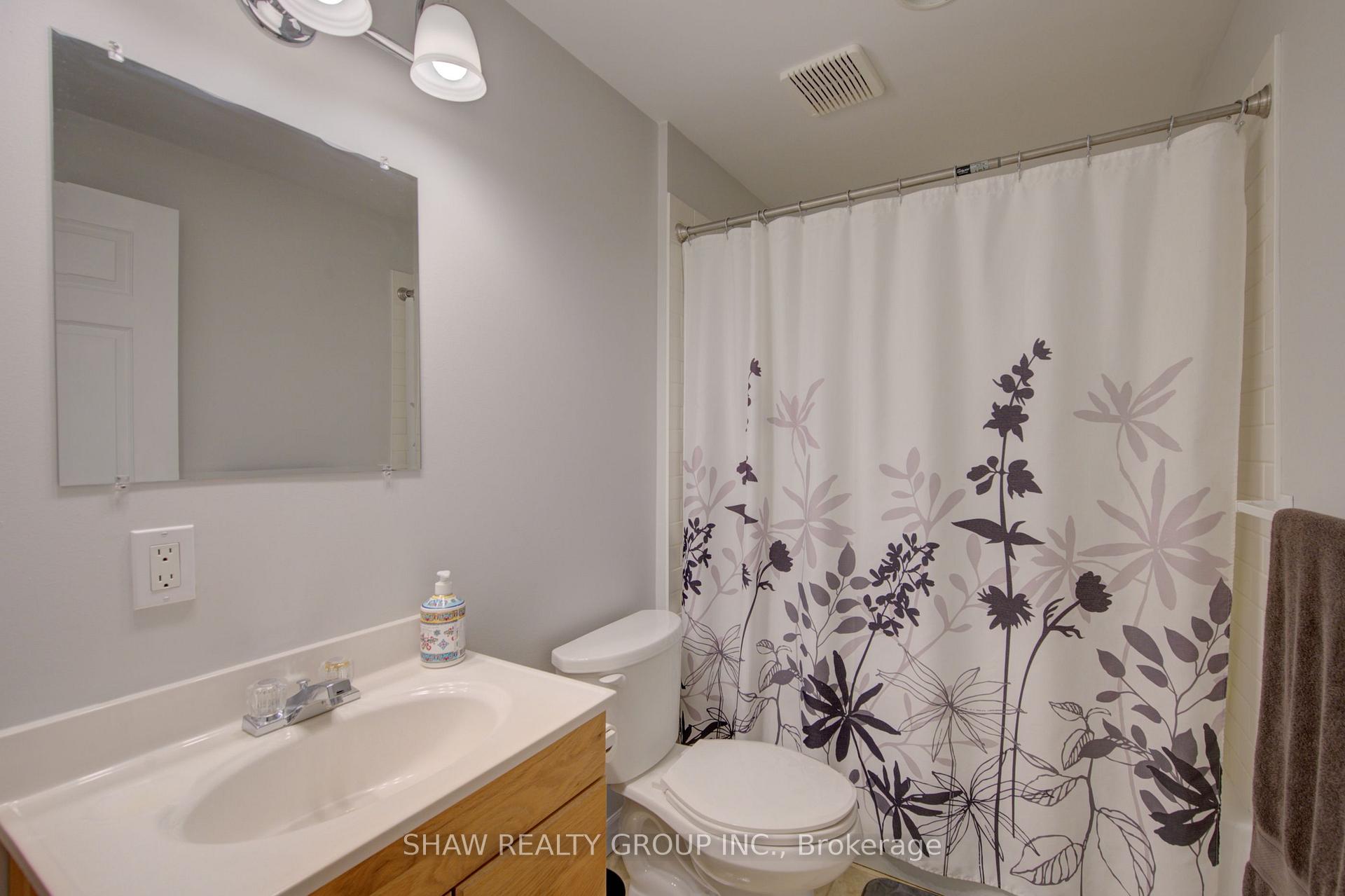 Photo 35 of 58D Harris Avenue, Brantford, Braneida Industrial Park — HOMEH