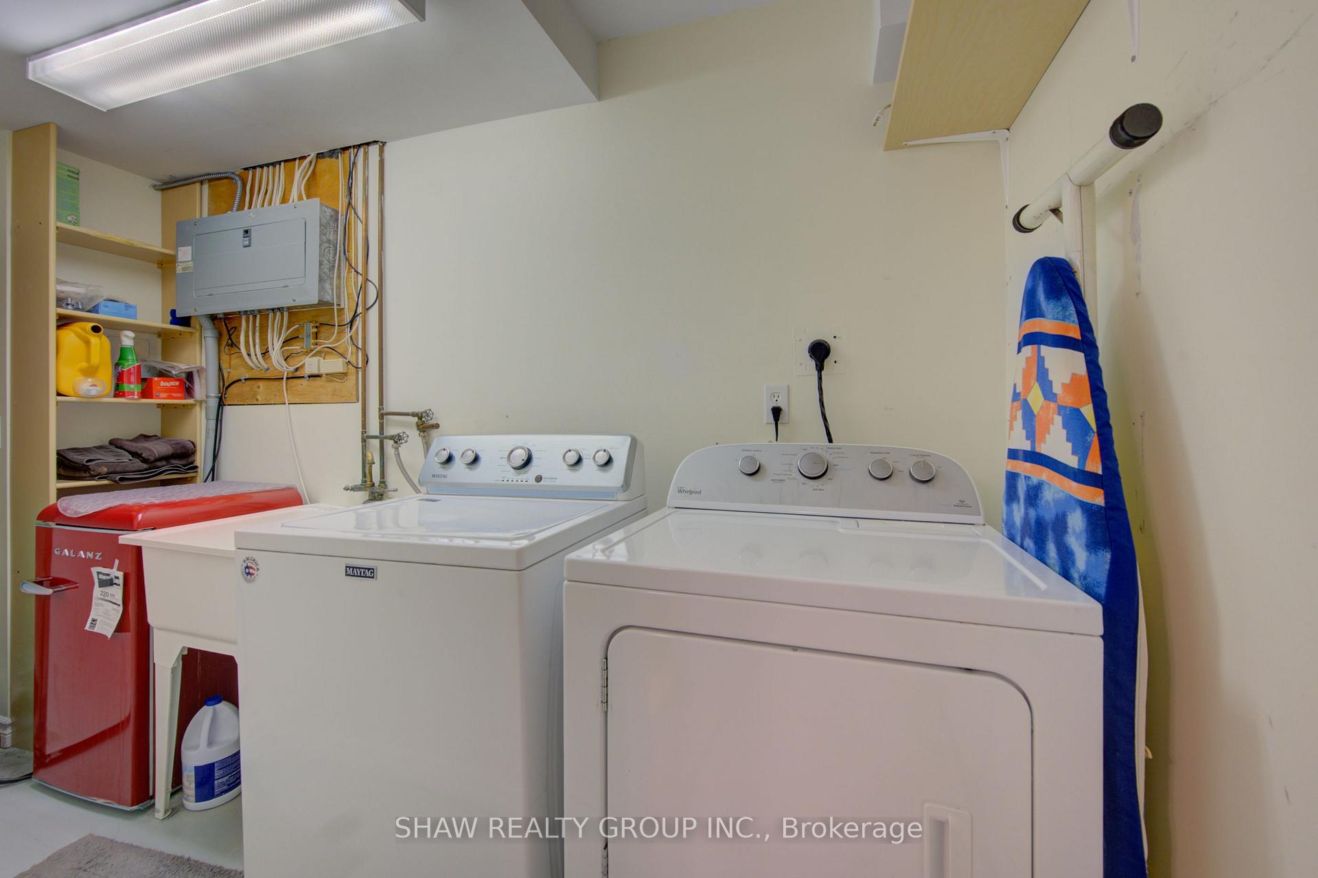 Photo 38 of 58D Harris Avenue, Brantford, Braneida Industrial Park — HOMEH