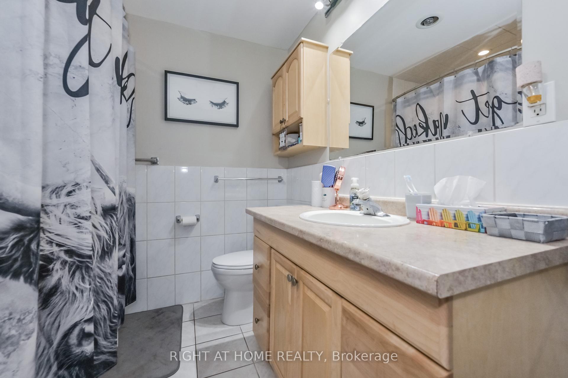 Photo 21 of 213 Main Street E, Minto — HOMEH