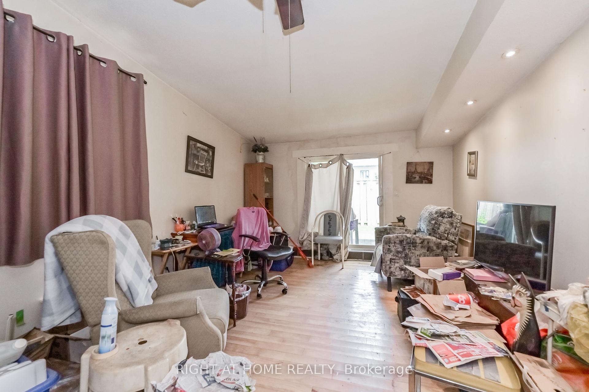 Photo 25 of 213 Main Street E, Minto — HOMEH