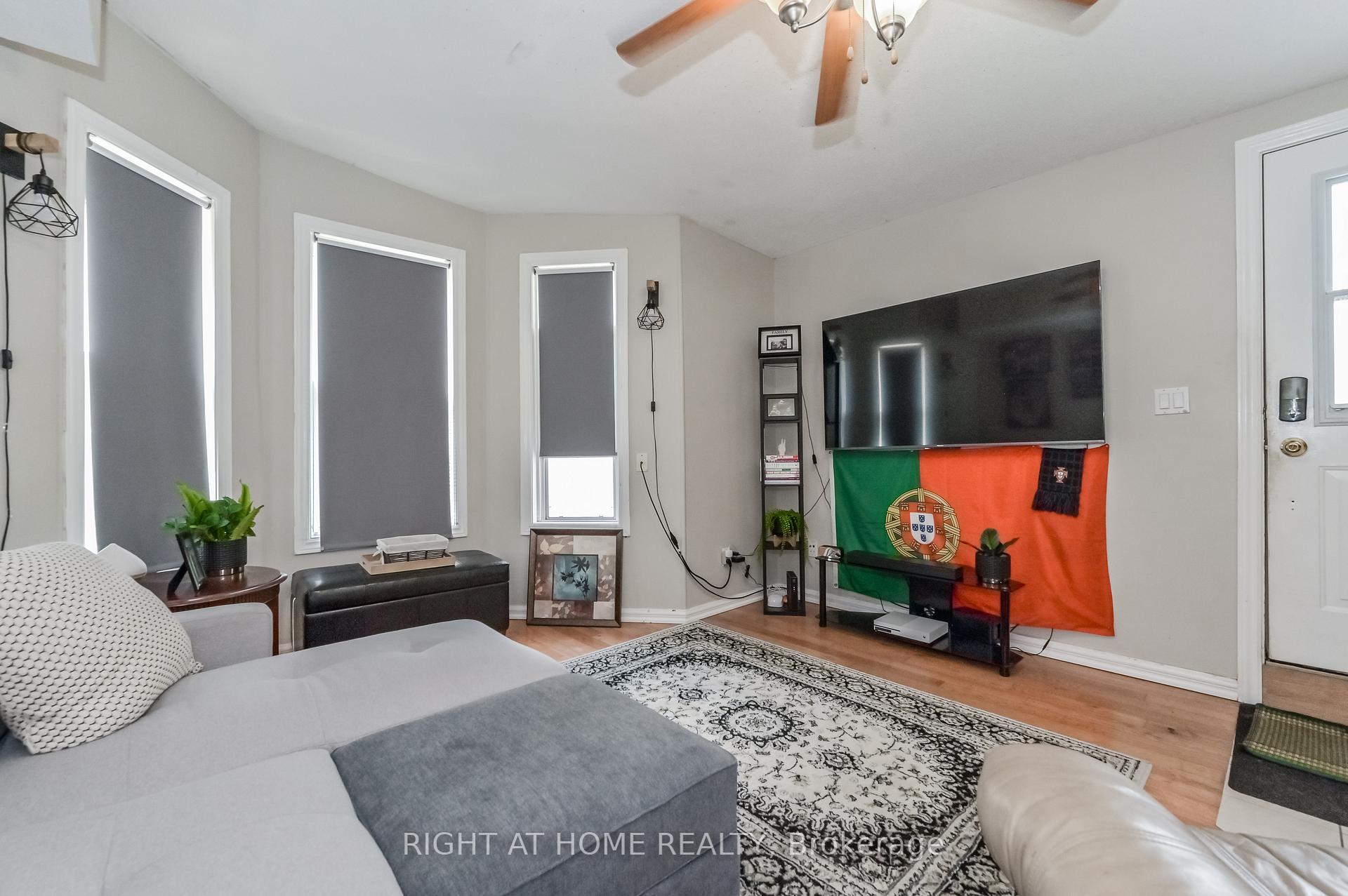 Photo 31 of 213 Main Street E, Minto — HOMEH