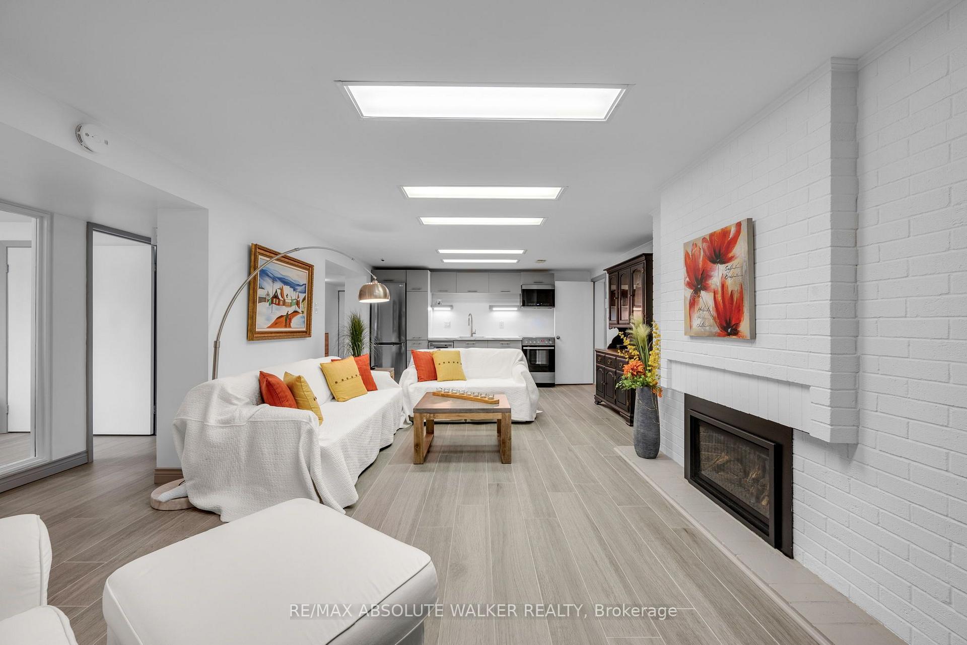 Photo 5 of 3657 Revelstoke Drive, Ottawa, Mooneys Bay/Revelstoke — HOMEH
