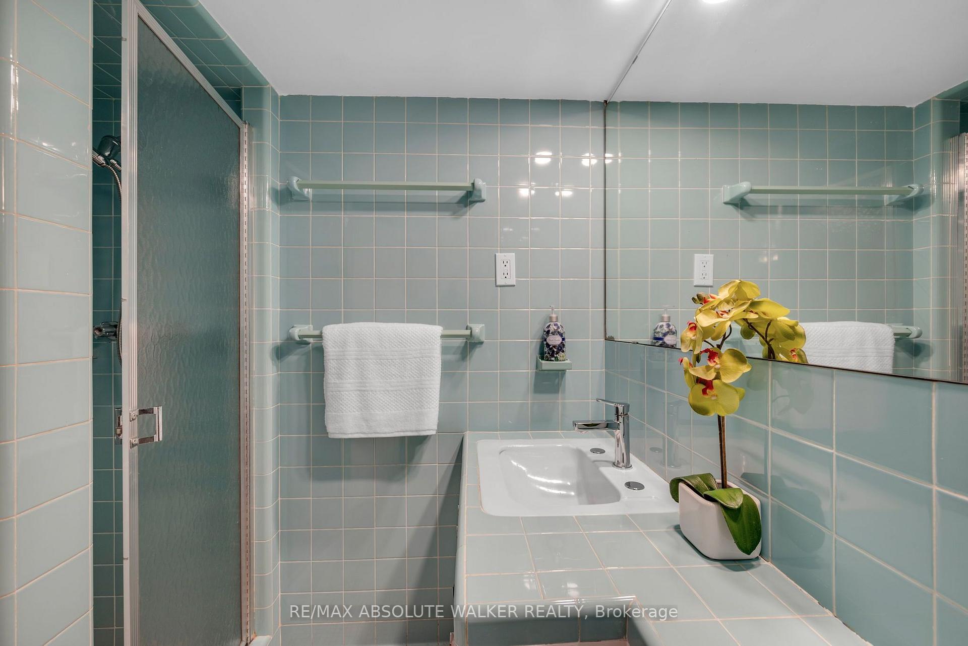 Photo 39 of 3657 Revelstoke Drive, Ottawa, Mooneys Bay/Revelstoke — HOMEH
