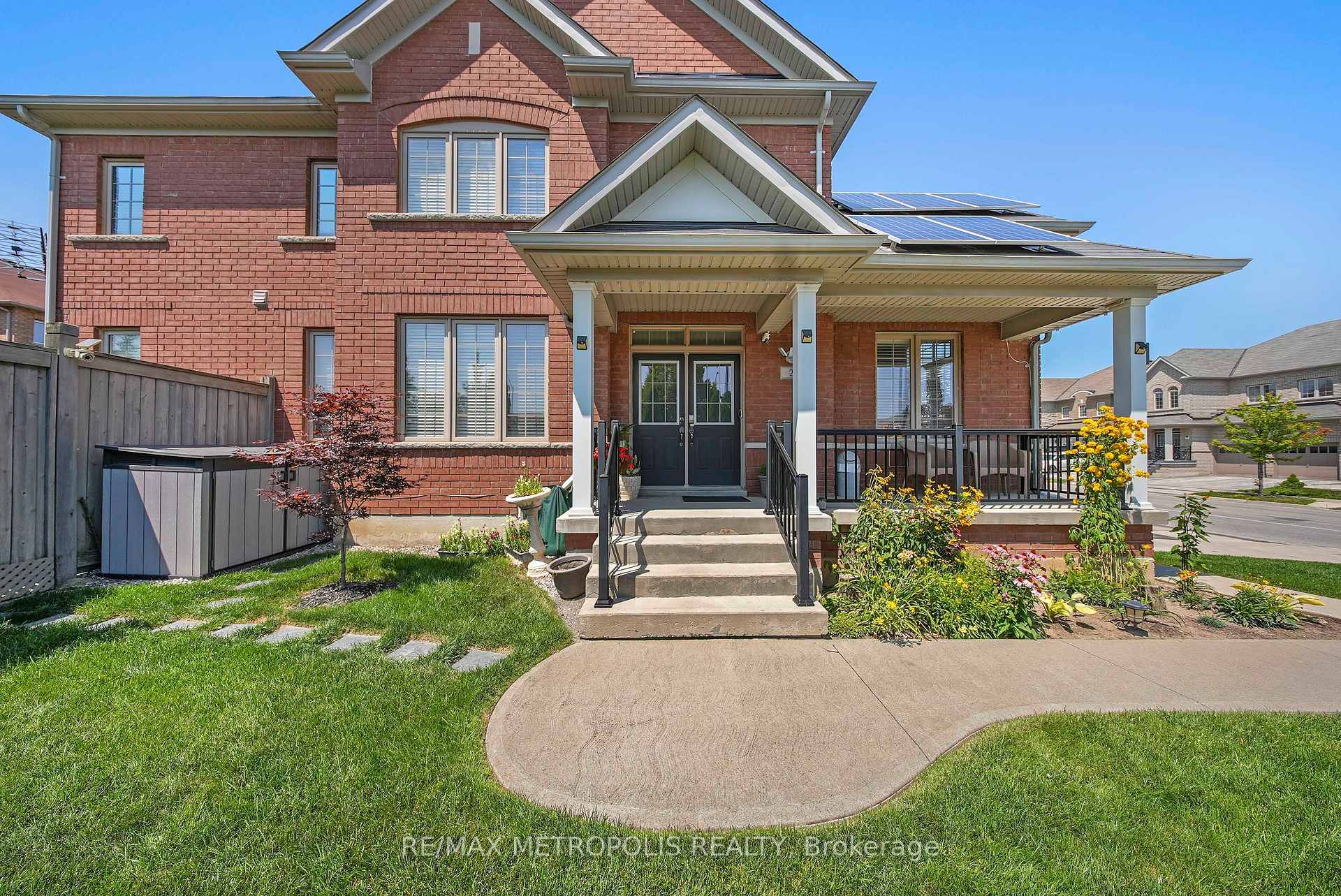 Photo 2 of 2 Brentwick Drive, Brampton, Credit Valley — HOMEH