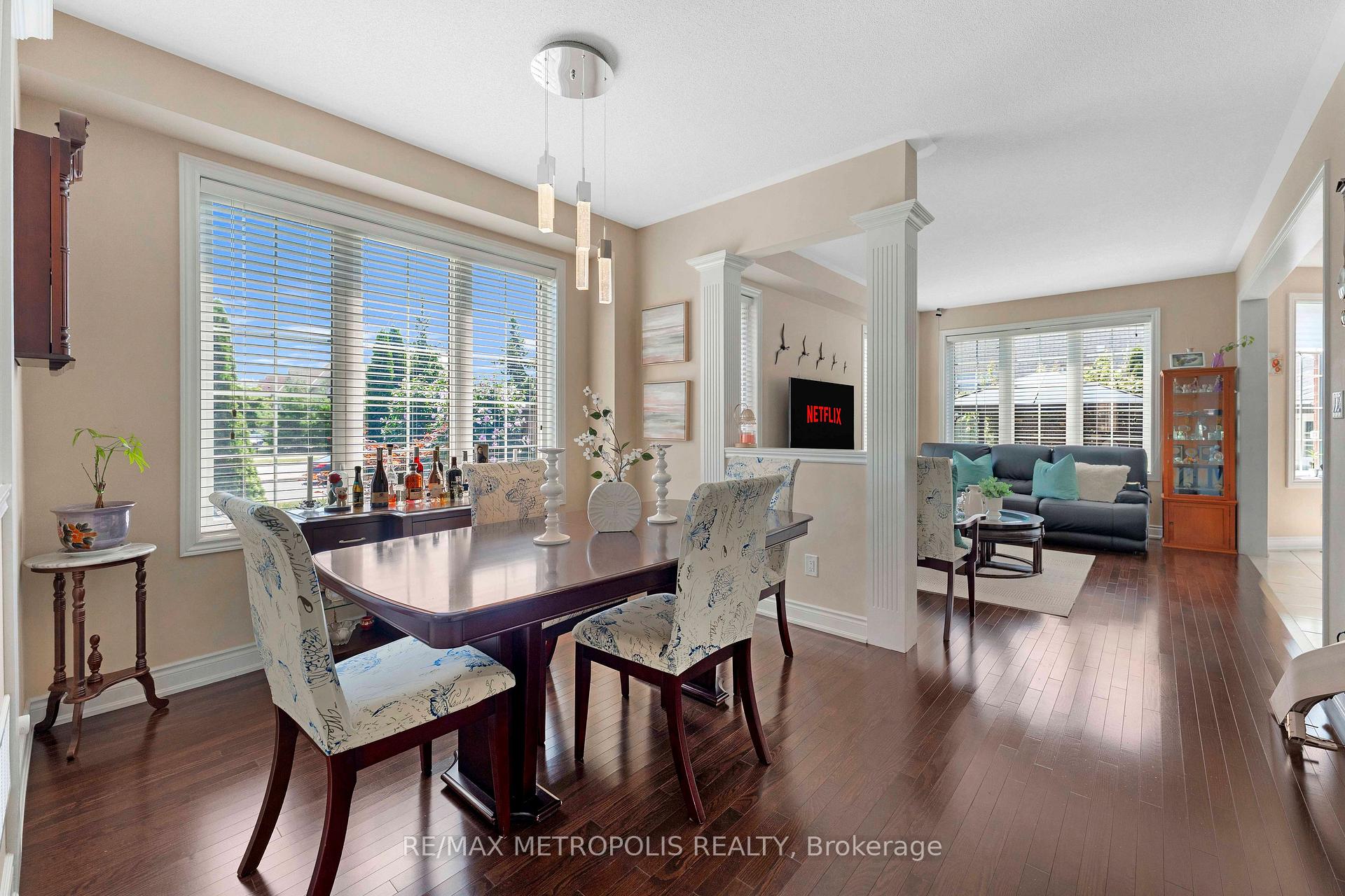 Photo 14 of 2 Brentwick Drive, Brampton, Credit Valley — HOMEH