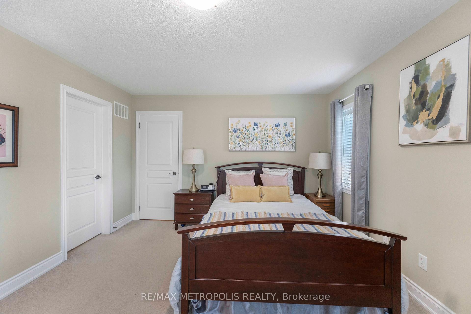 Photo 26 of 2 Brentwick Drive, Brampton, Credit Valley — HOMEH