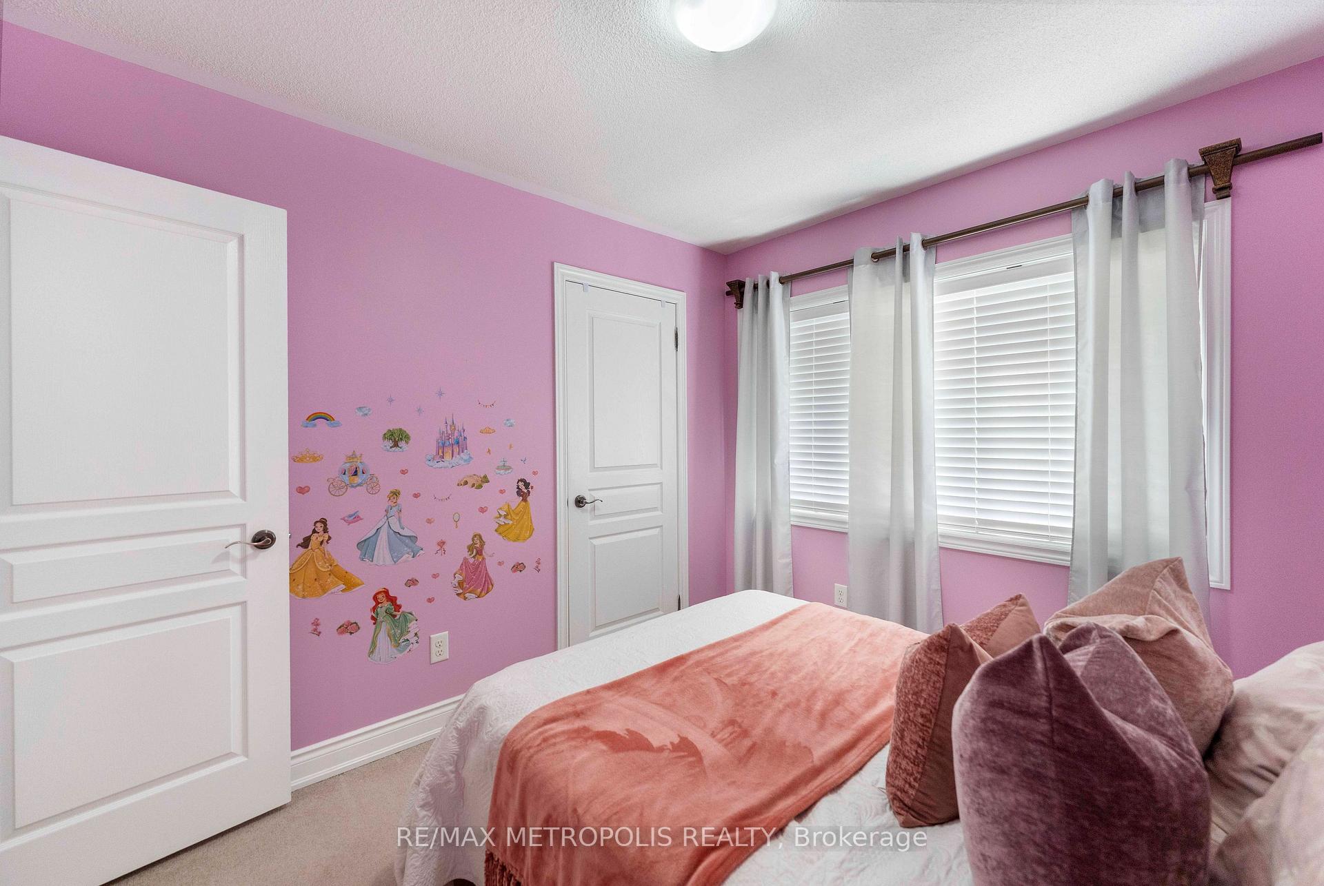 Photo 31 of 2 Brentwick Drive, Brampton, Credit Valley — HOMEH