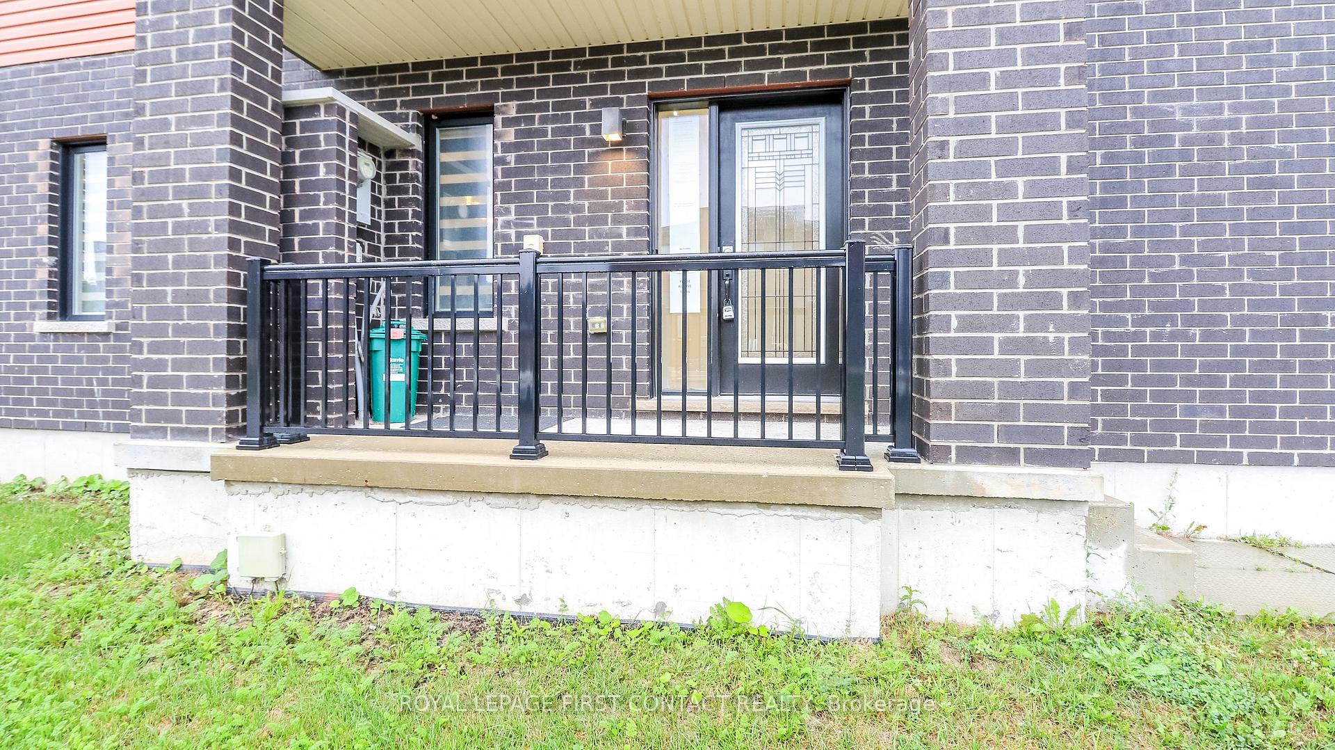 Photo 5 of 92 Fairlane Avenue, Barrie, Painswick South — HOMEH